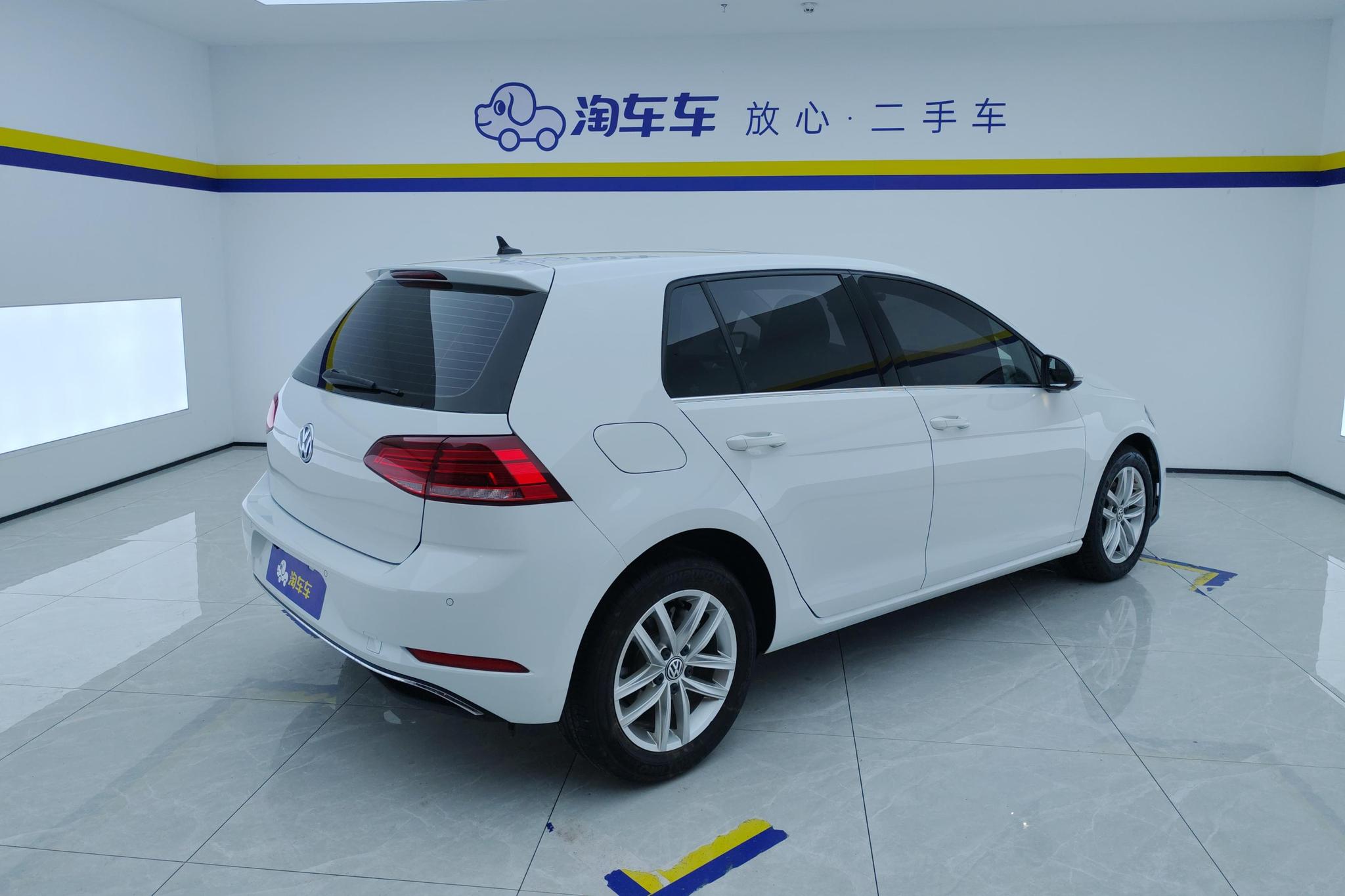 Volkswagen Golf 2019 1.6L AT Comfort V