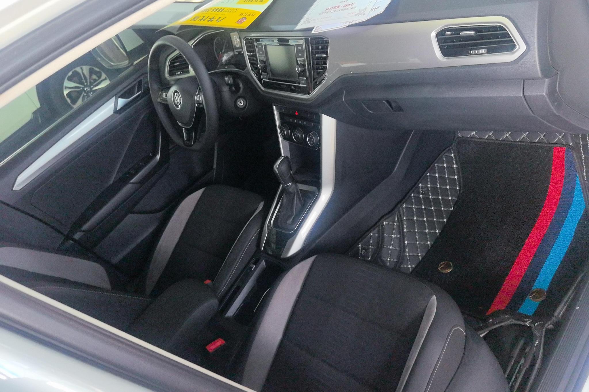 Volkswagen T-Roc 2019 230TSI DSG V