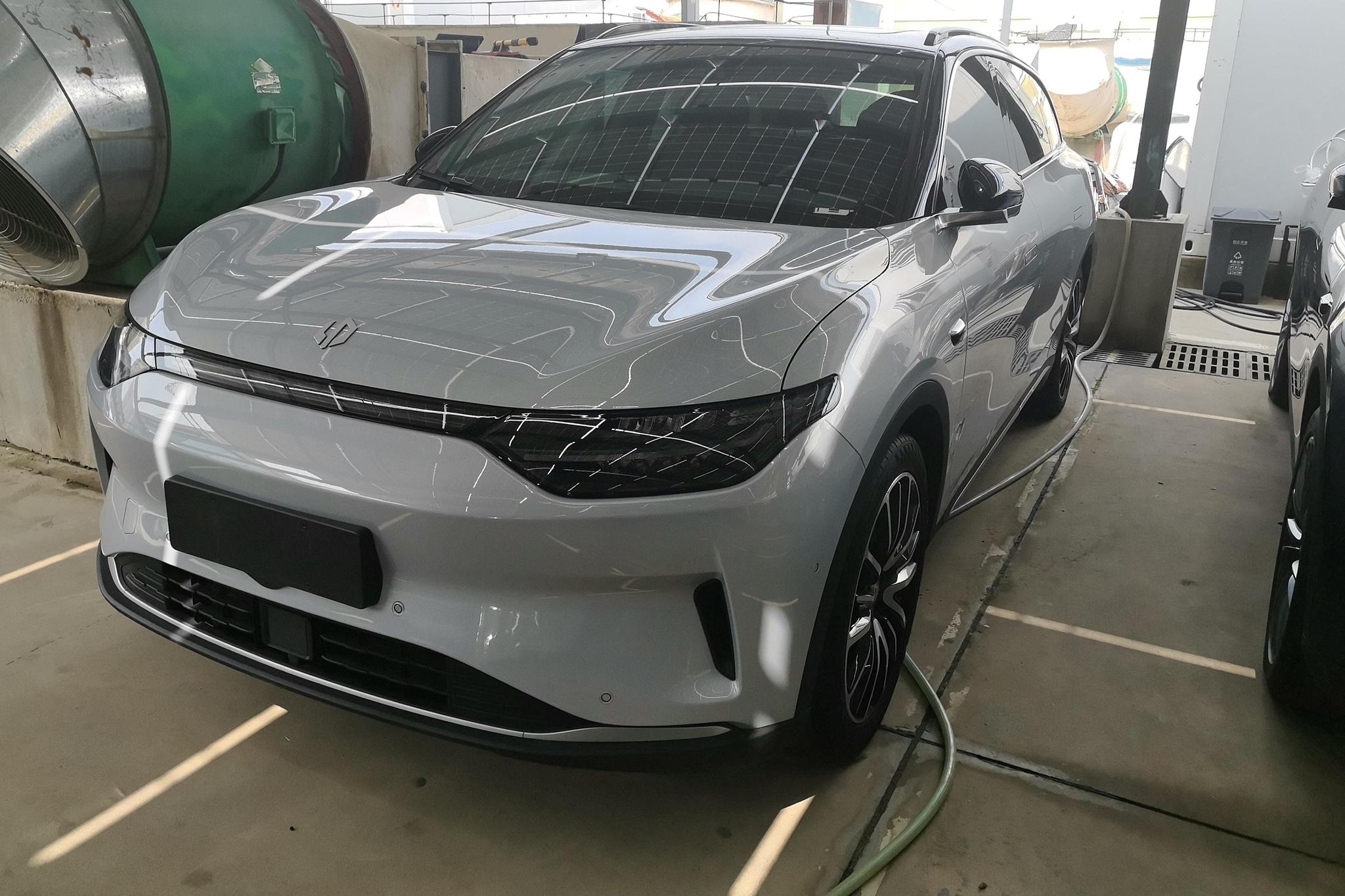 Leapmotor C11