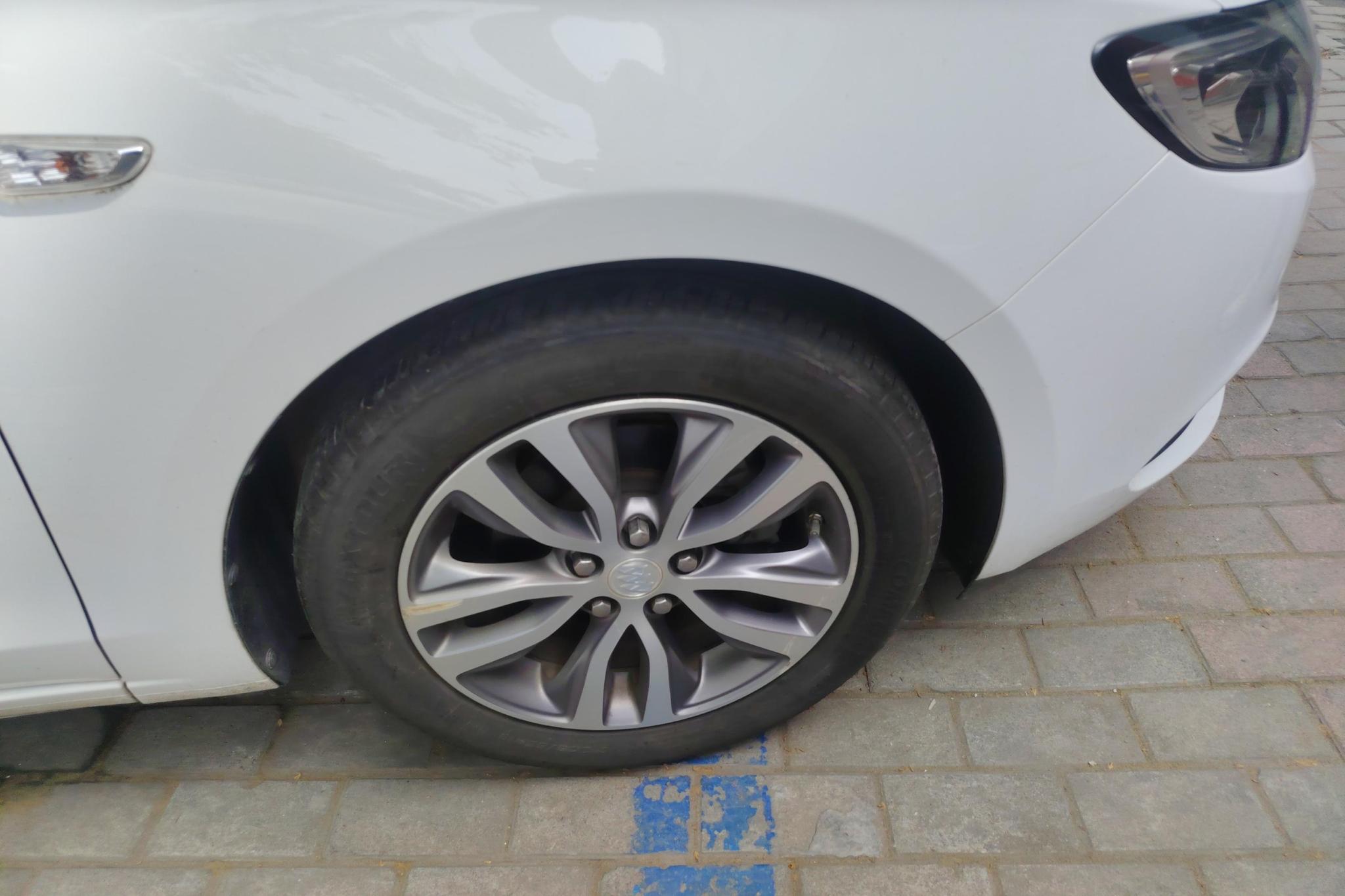Buick Excelle 2019 18T AT Elite V