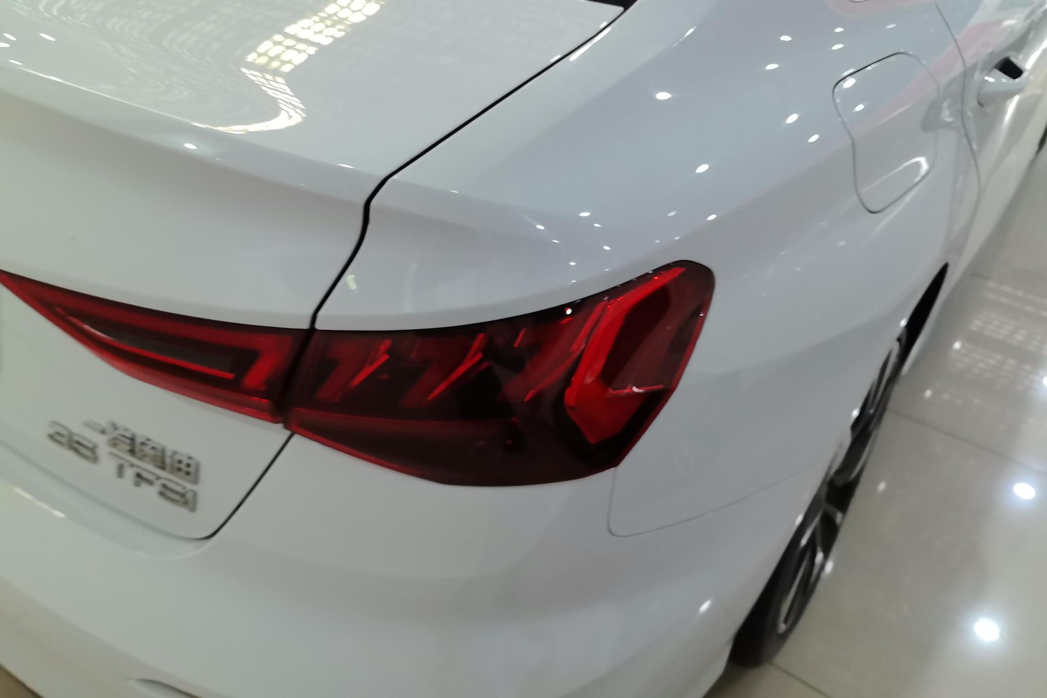 Audi A3 2022 Белый из Китая, фото 3
