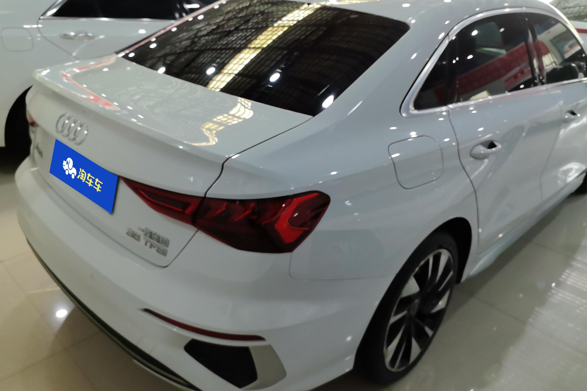 Audi A3 2022 Белый из Китая, фото 4