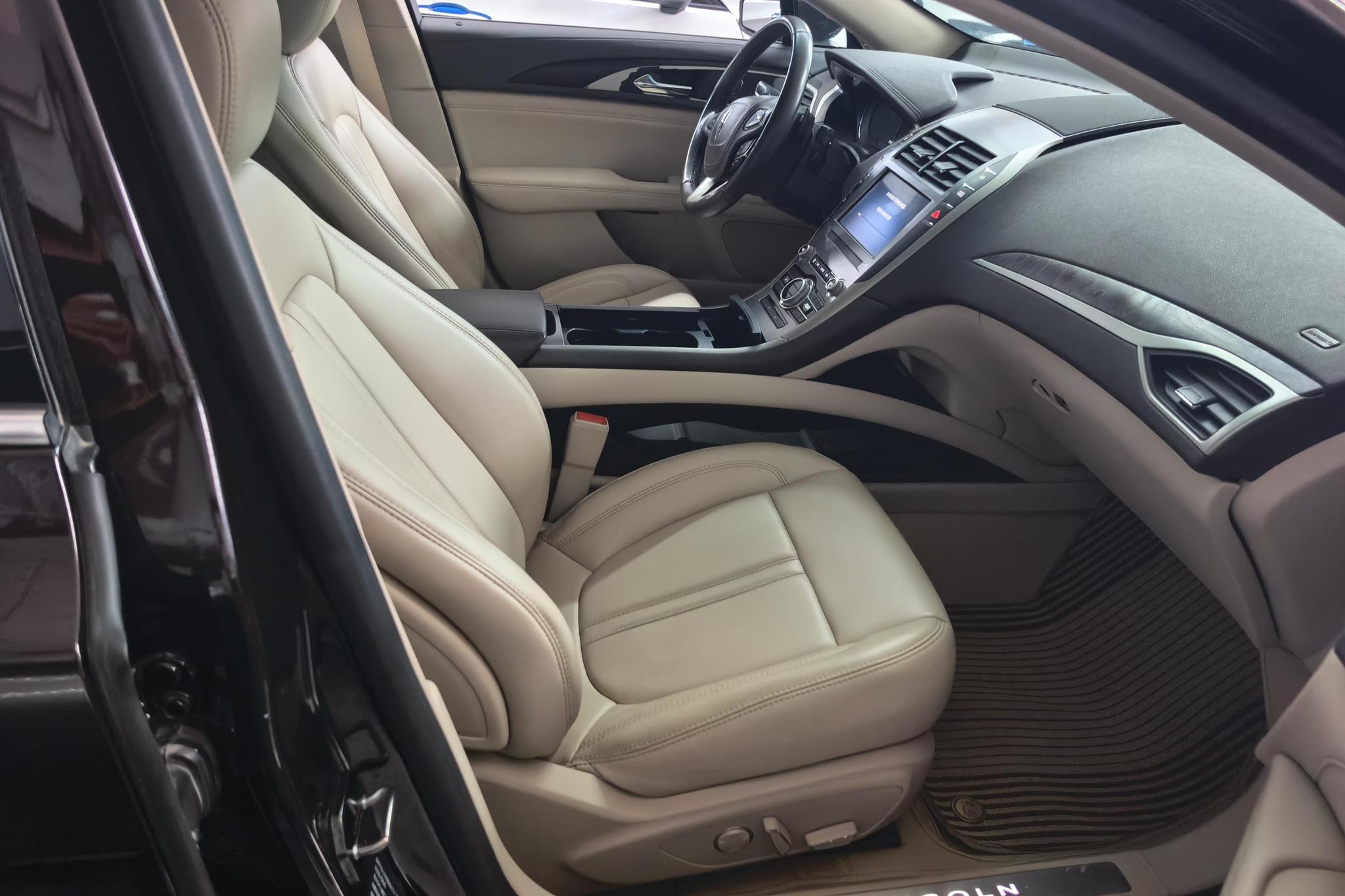 Lincoln MKZ 2020 2.0T Premium