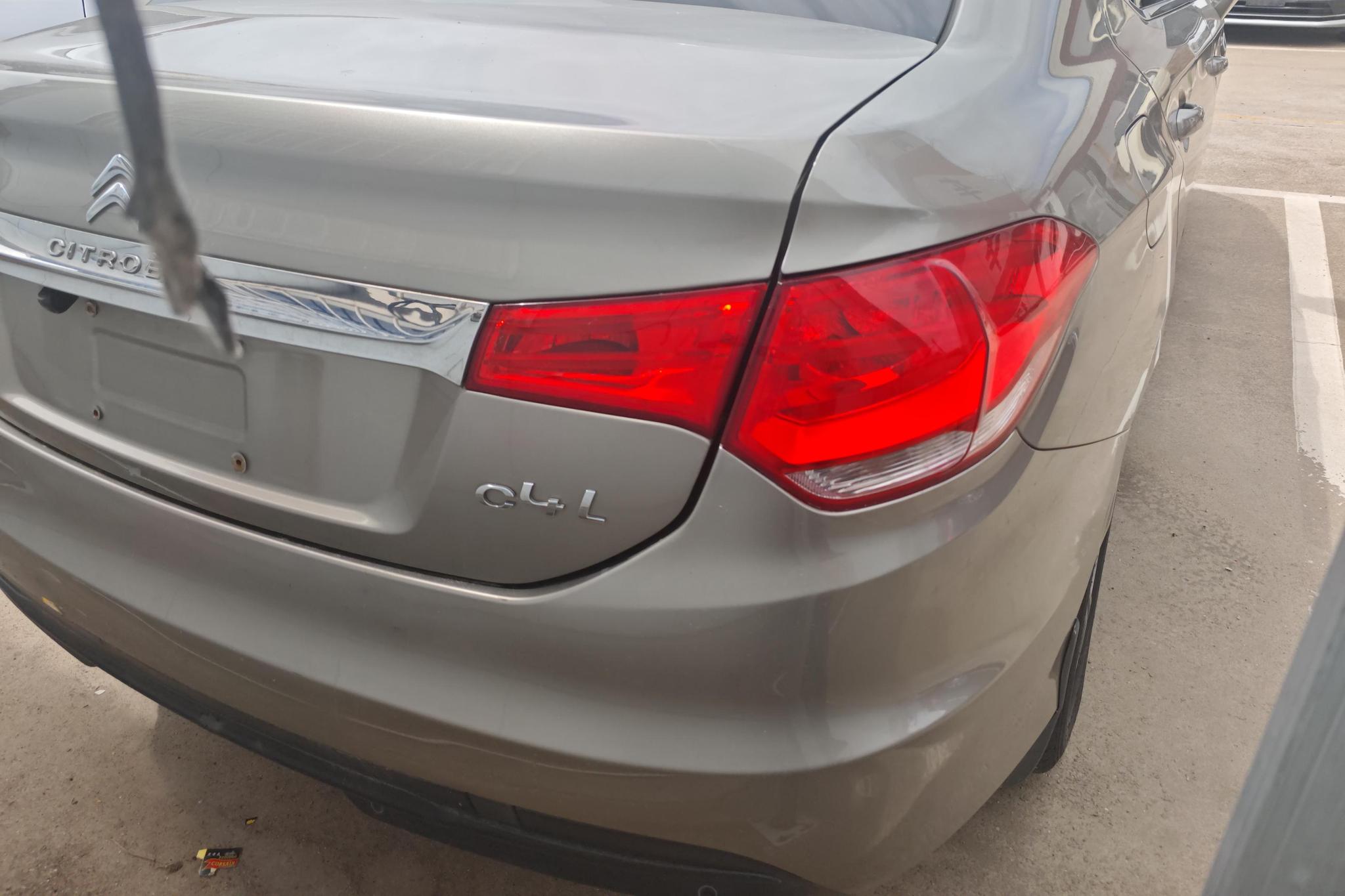 Citroen C4L 2013 1.8L AT
