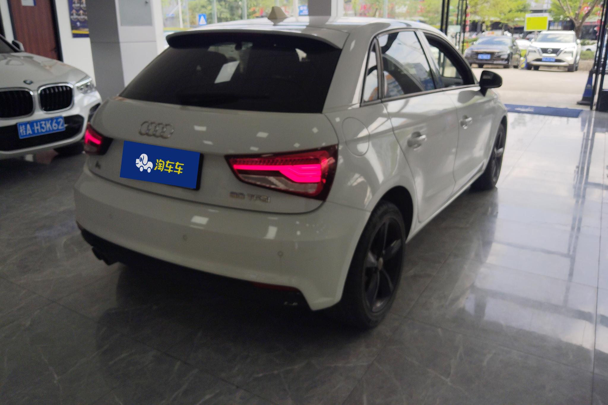 Audi A1 2016 30 TFSI Sportback Design