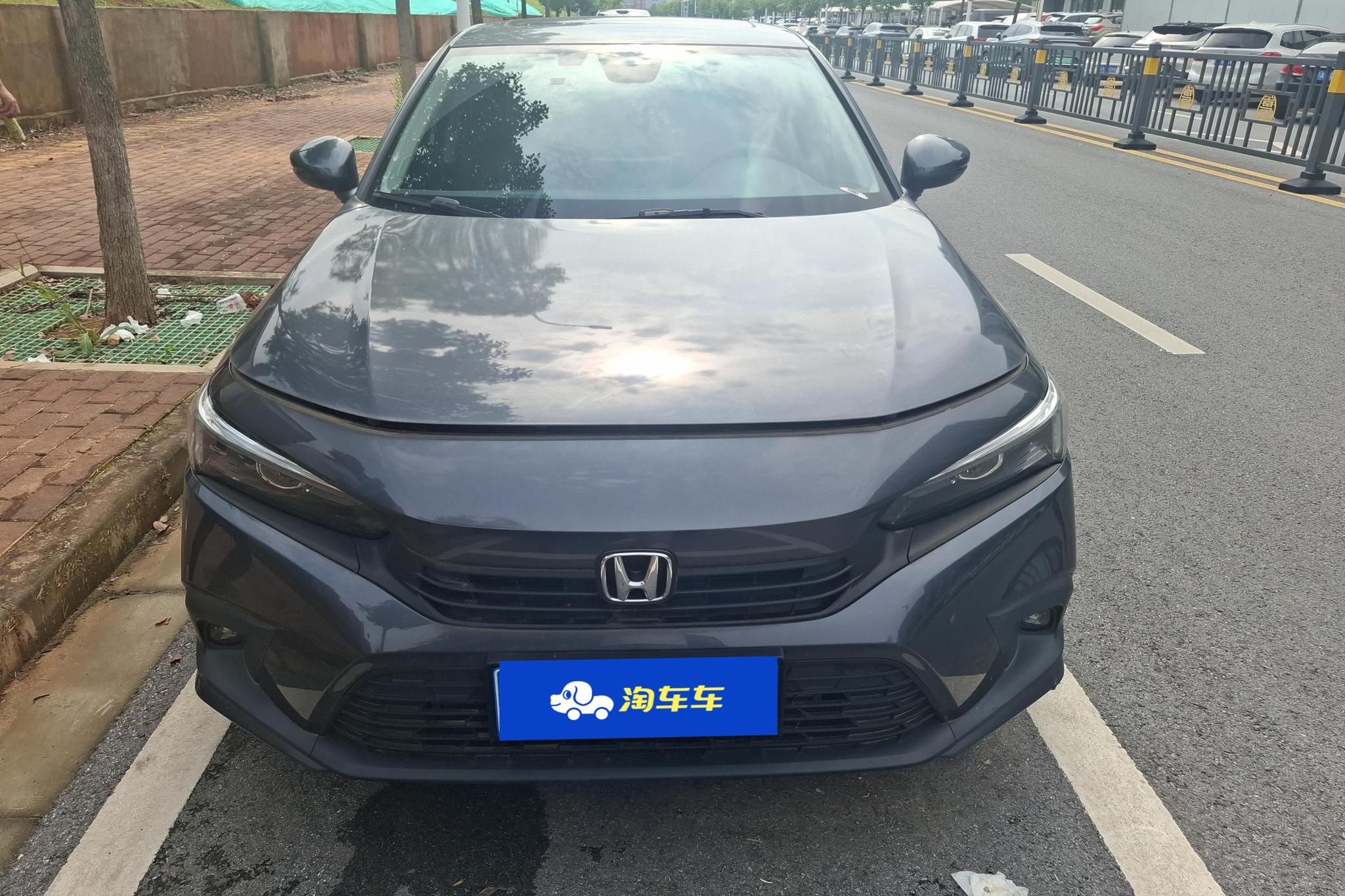 Honda Civic 2023 240TURBO CVT