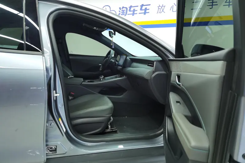 BYD Qin Plus — фото 12