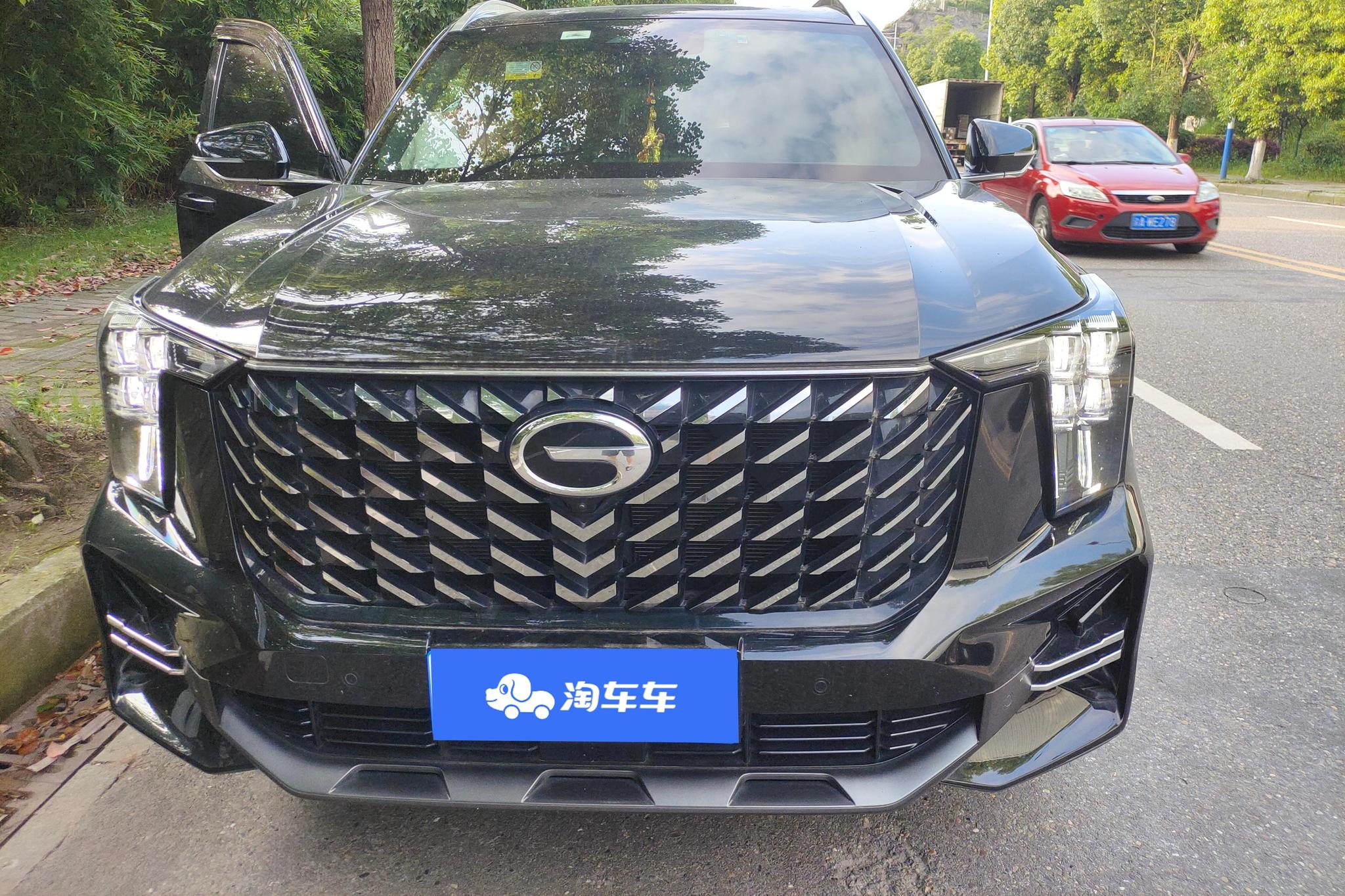 GAC GS8 2022 2.0TGDI Luxury 7 мест