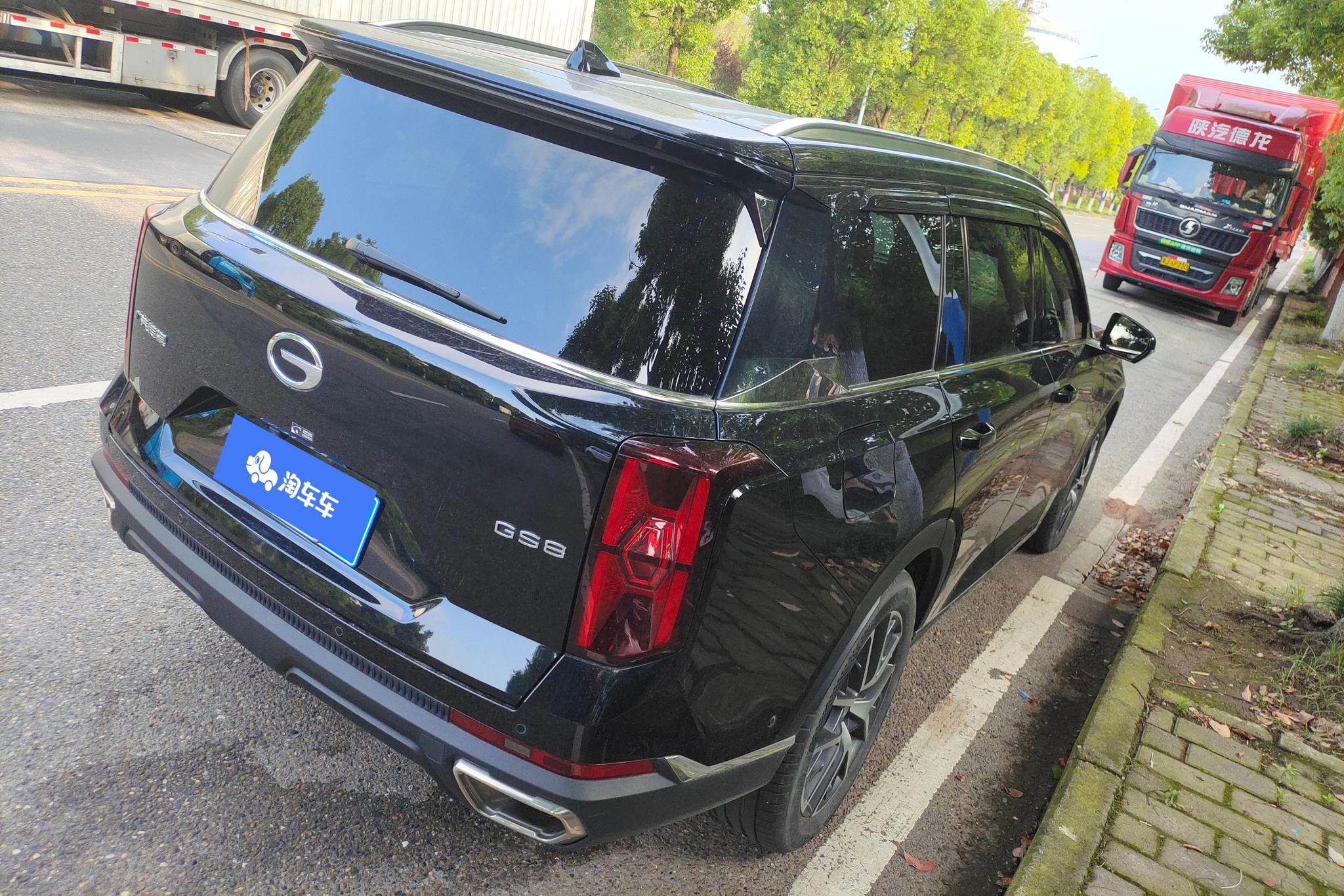 GAC GS8 2022 2.0TGDI Luxury 7 мест