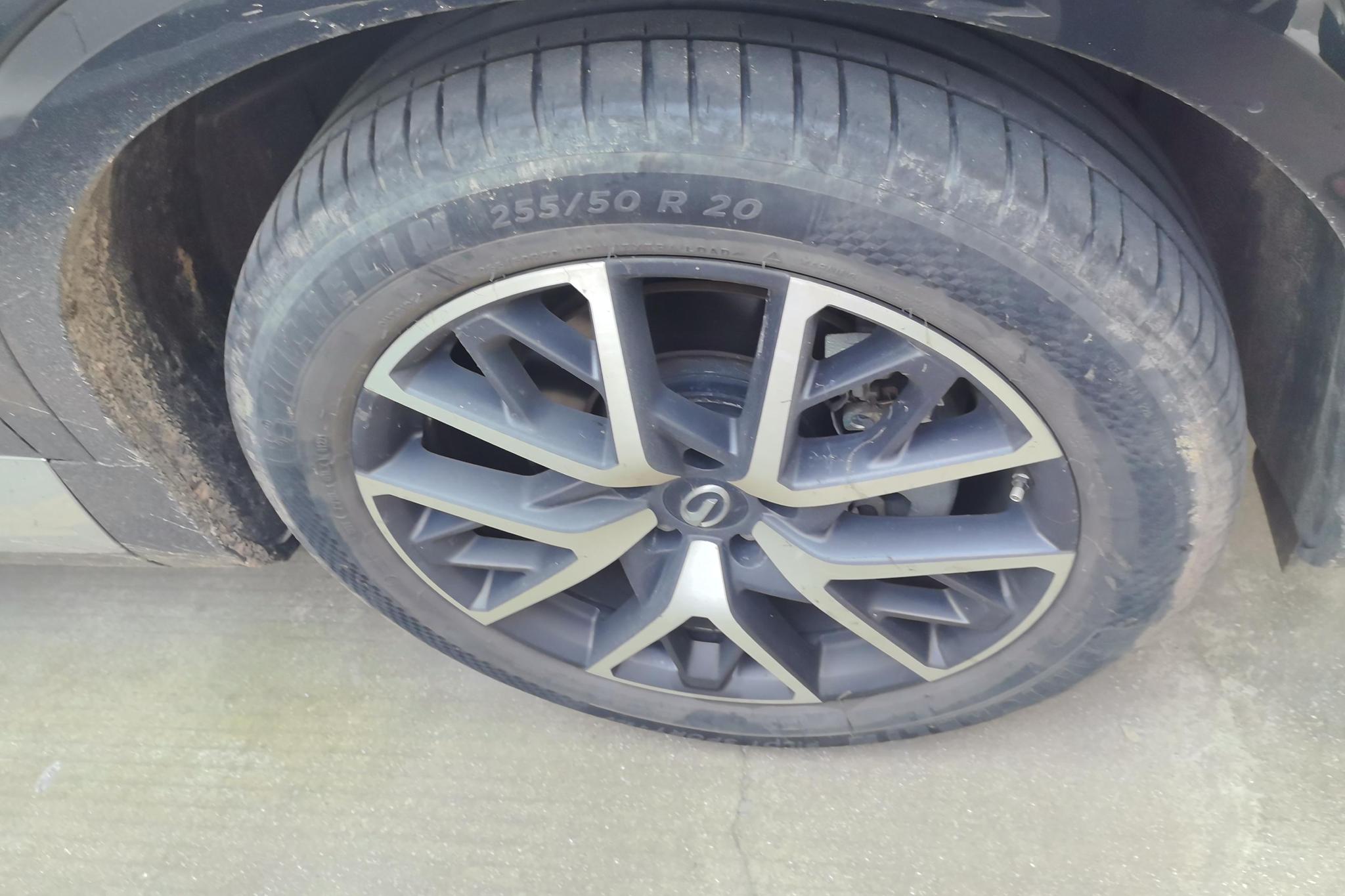 GAC GS8 2022 2.0TM Luxury 6 мест