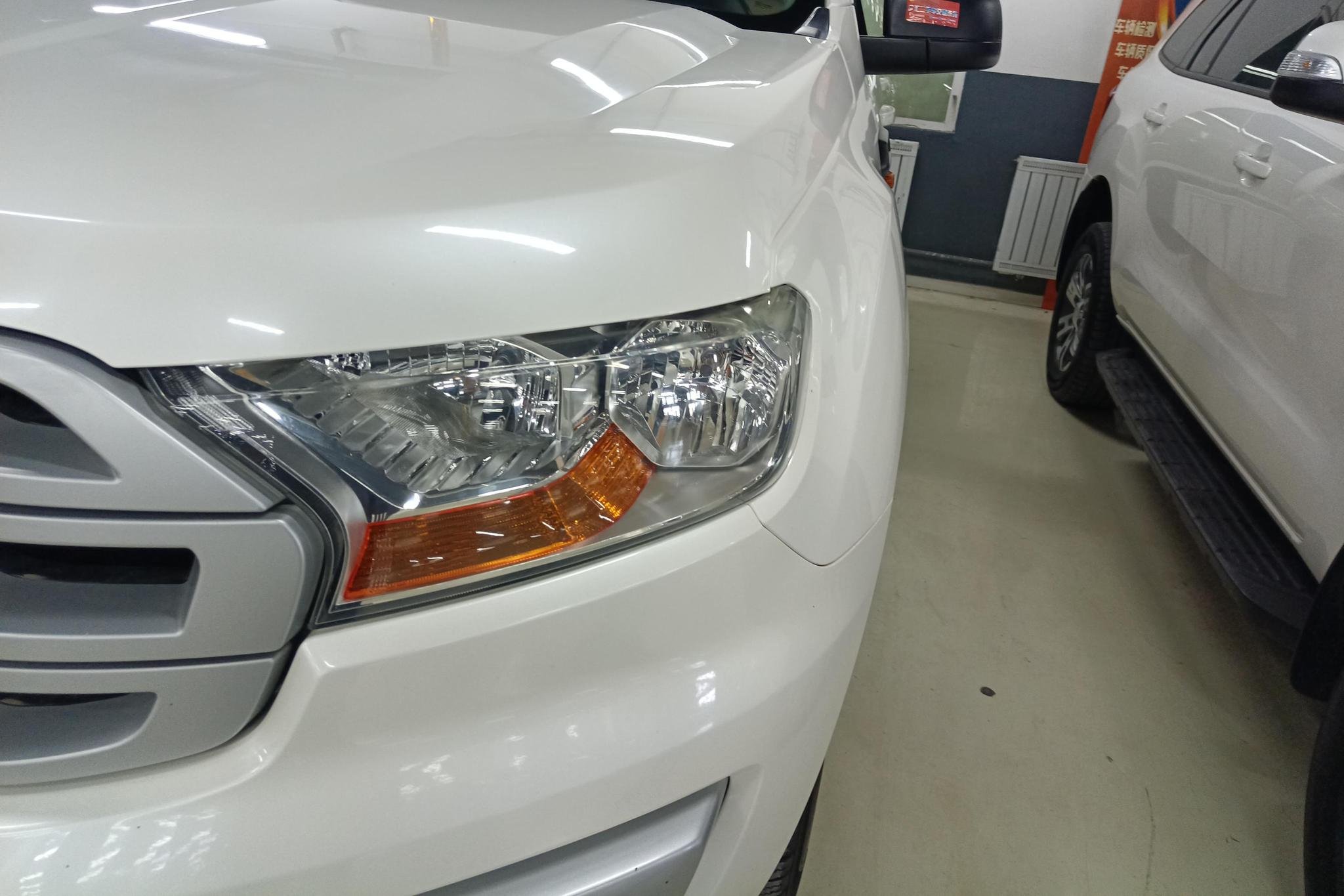 Ford Everest 2017 2.0T AT Luxury 5 мест
