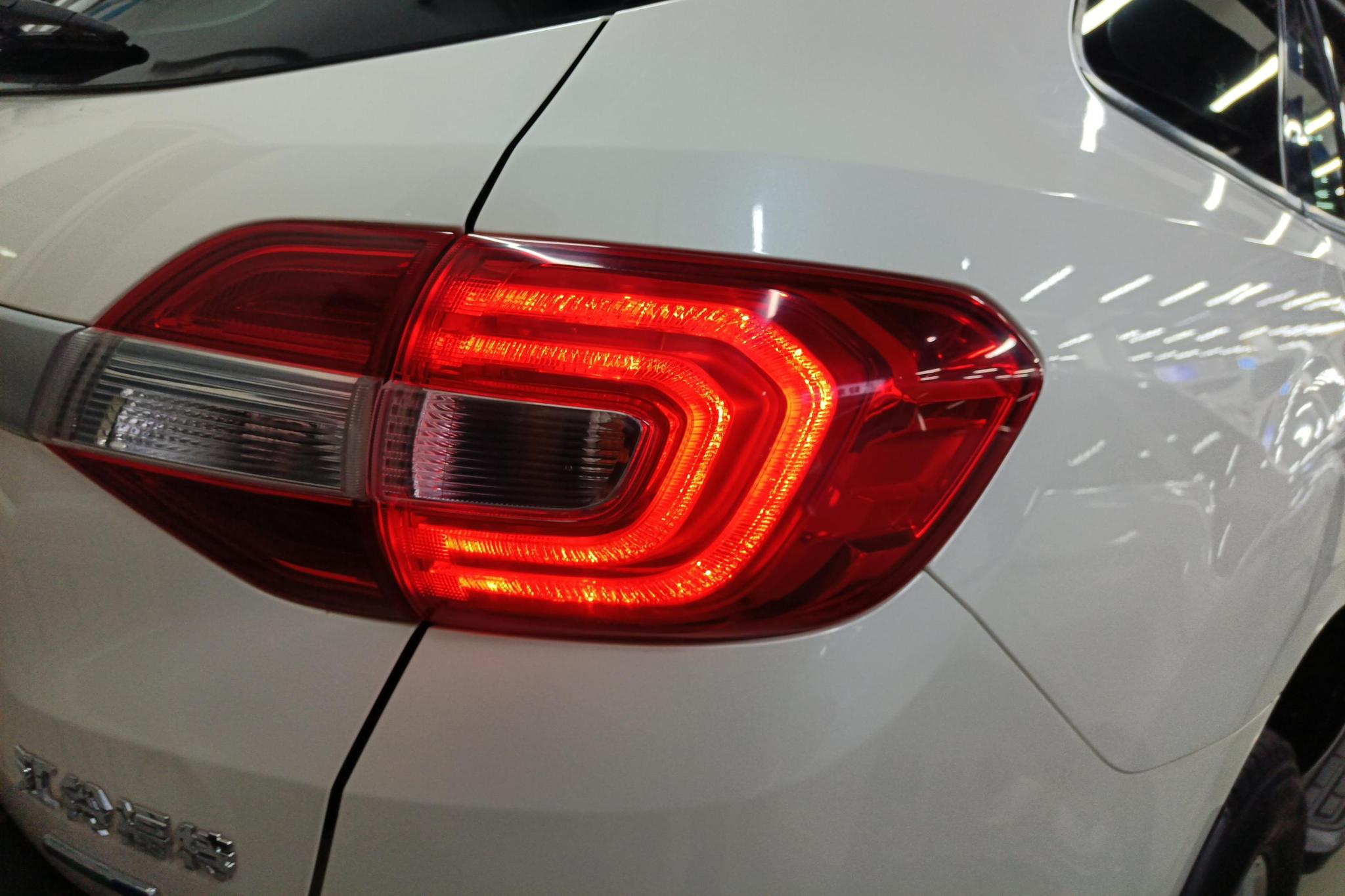 Ford Everest 2017 2.0T AT Luxury 5 мест