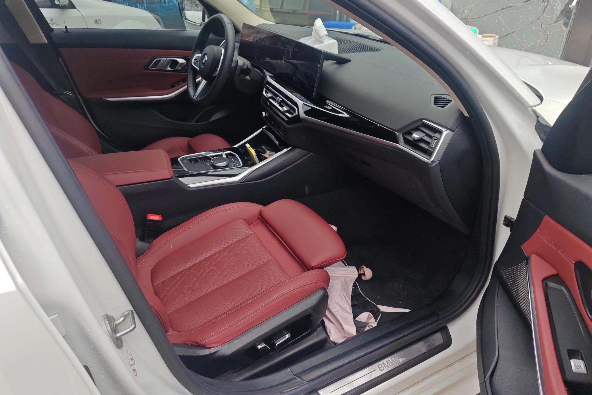 BMW i3 2023 eDrive35L