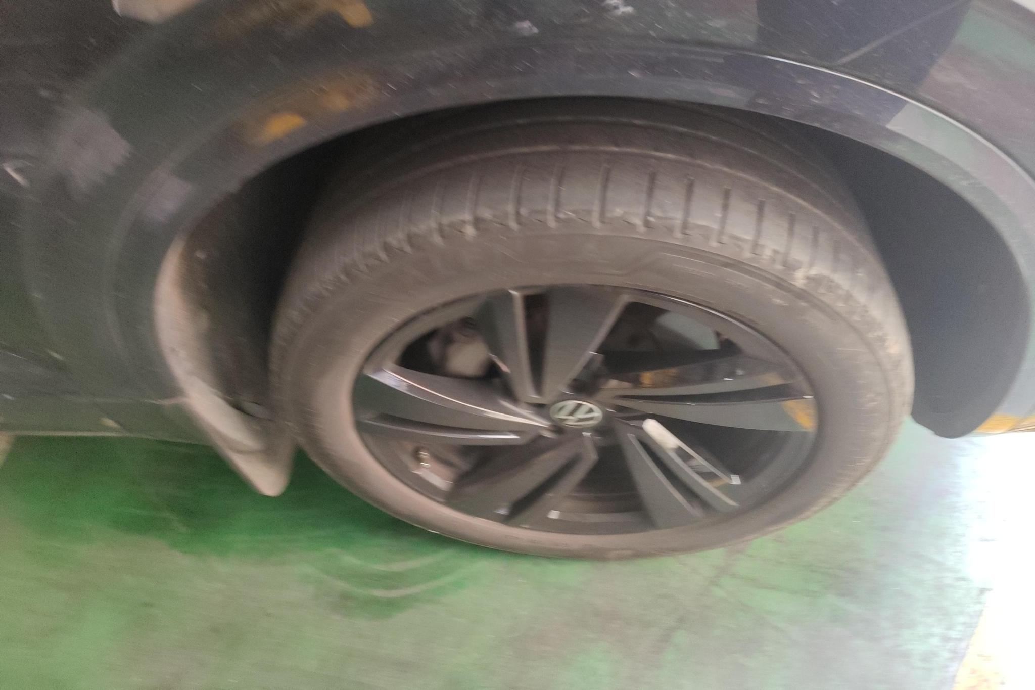 Volkswagen Touareg 2023 3.0TSI Sport