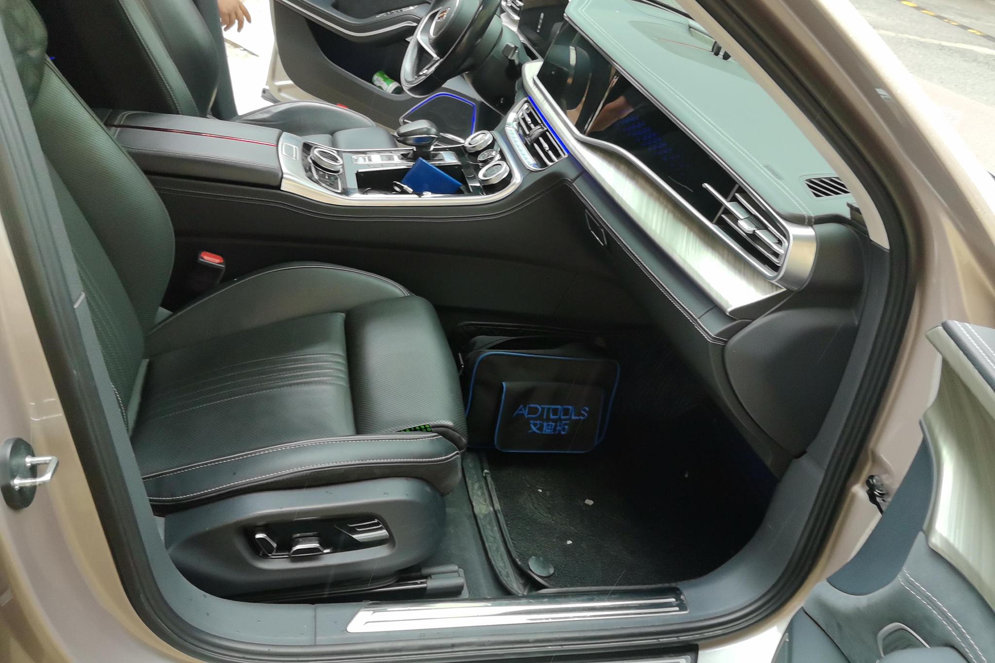 Hongqi H9 2020 2.0T