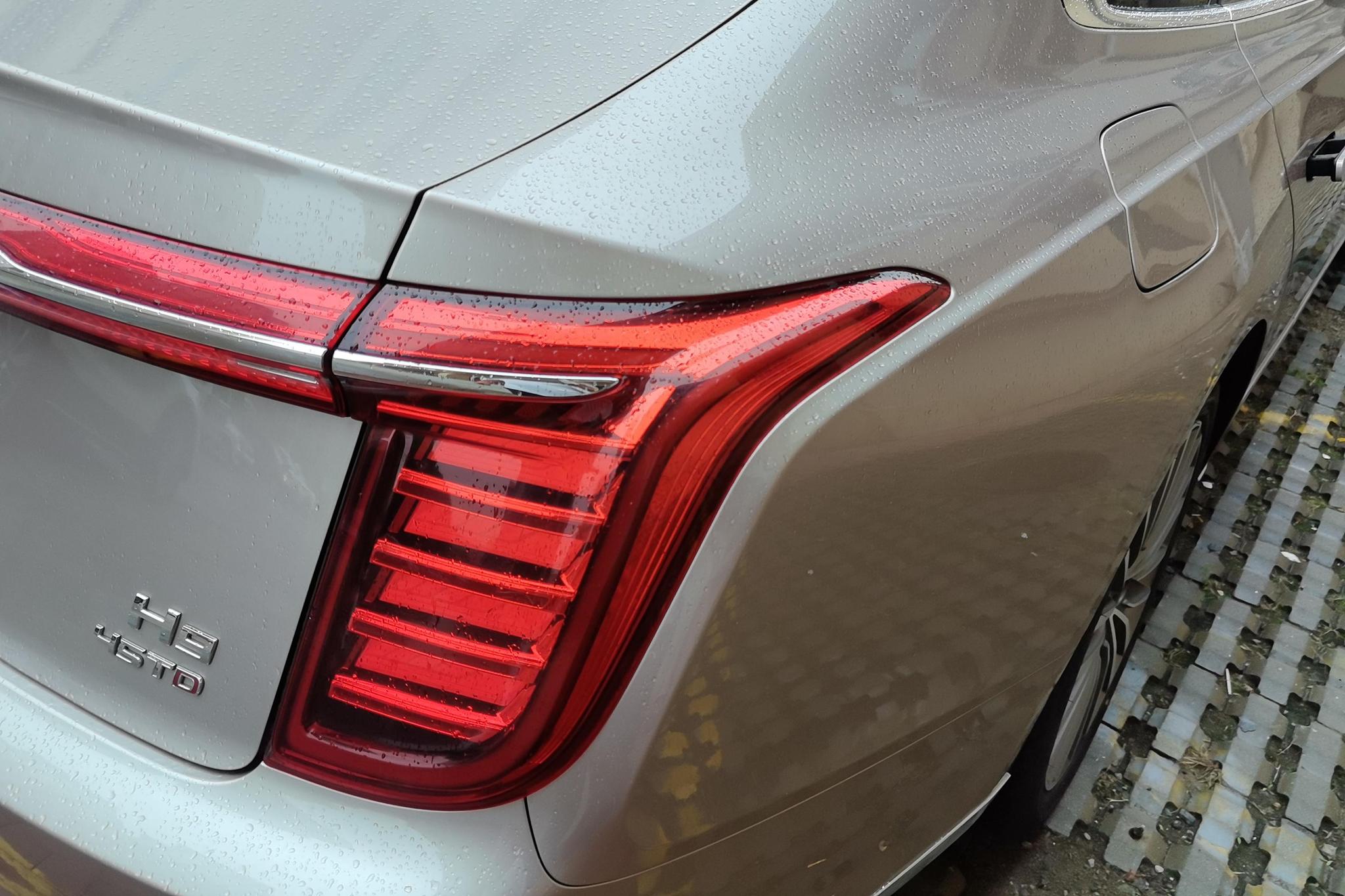 Hongqi H9 2020 2.0T