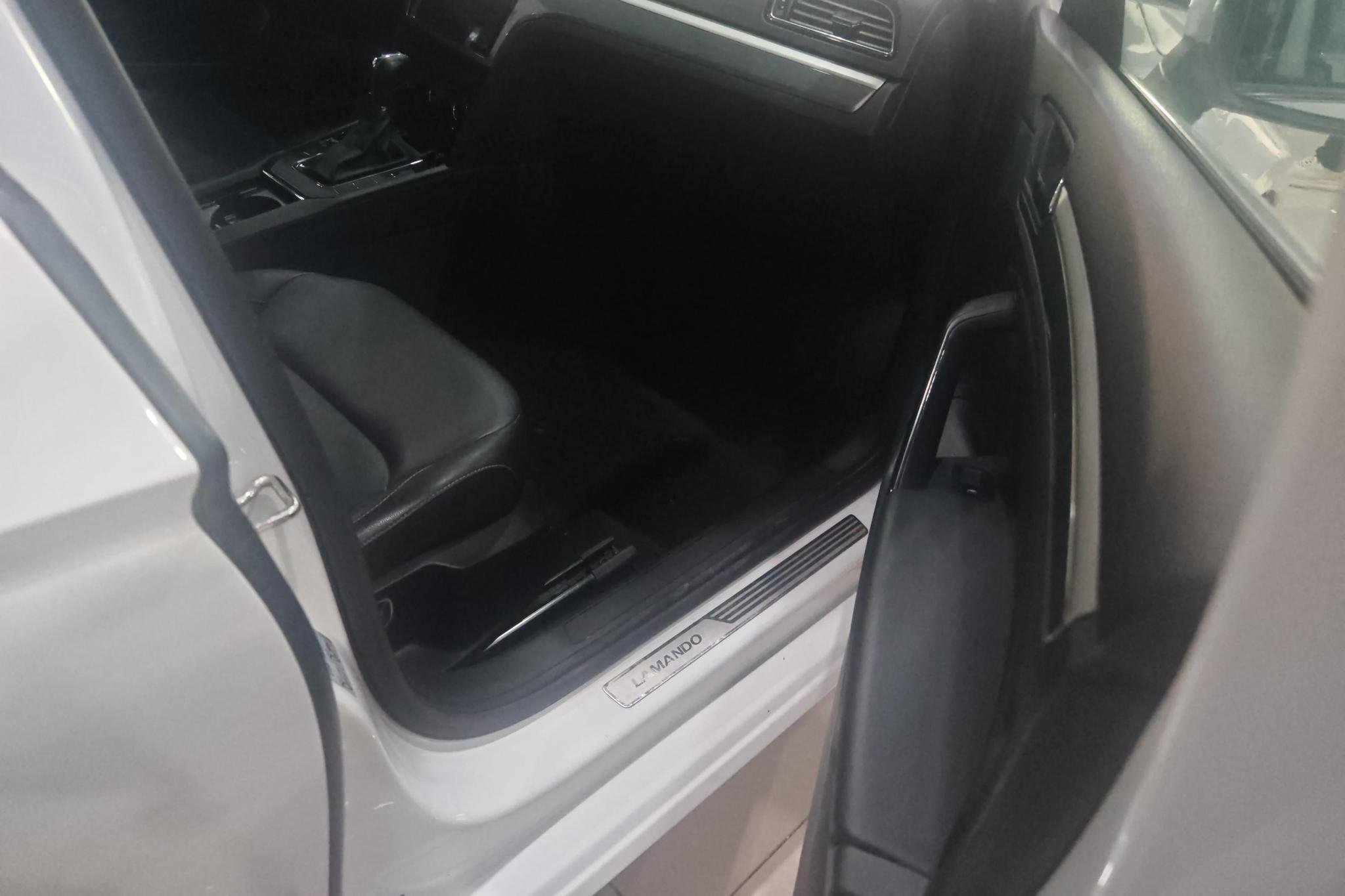 Volkswagen Lamando 2015 280TSI DSG Comfort