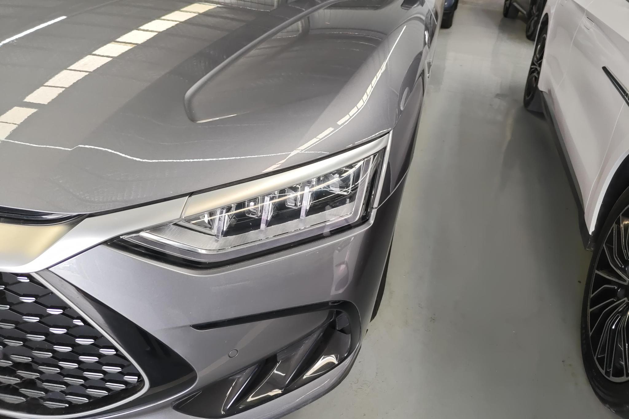 BYD Han DM 2024 DM-i 121KM Luxury