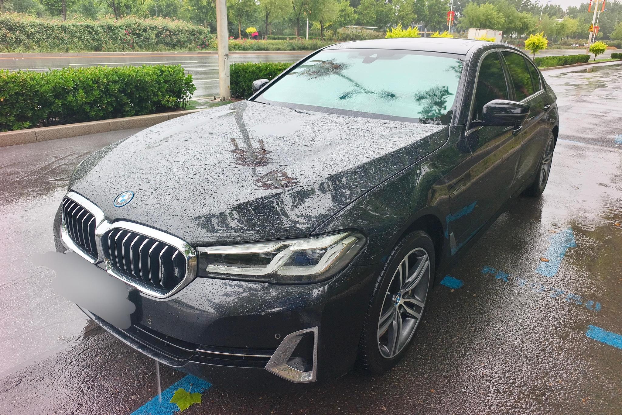 BMW 5 серииPHEV