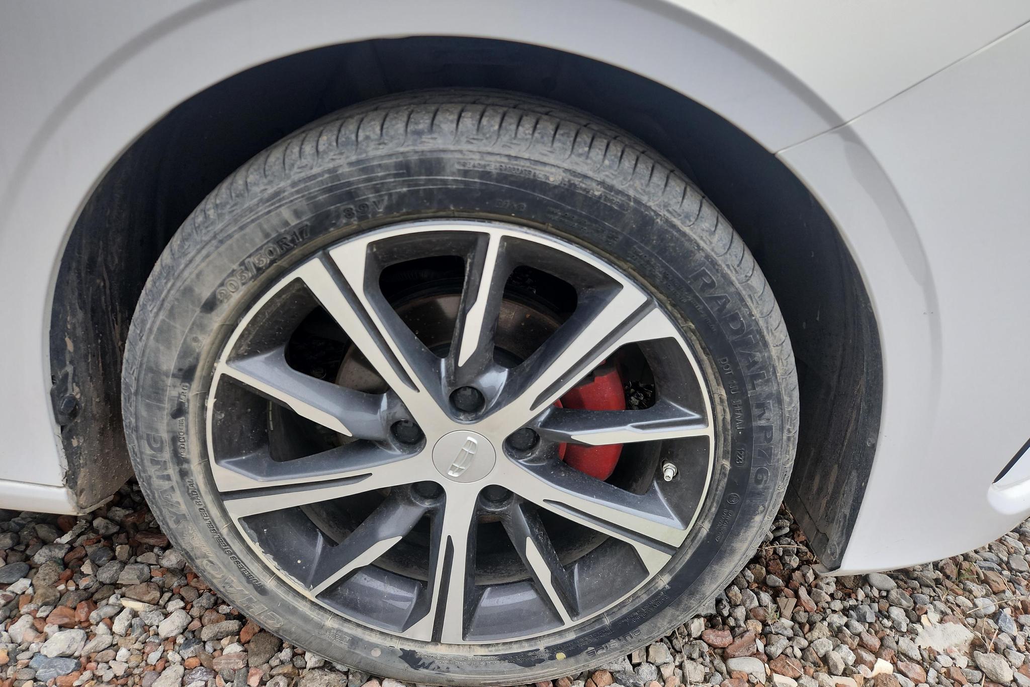 Geely Emgrand 2023 4 Champion 1.5L CVT Luxury