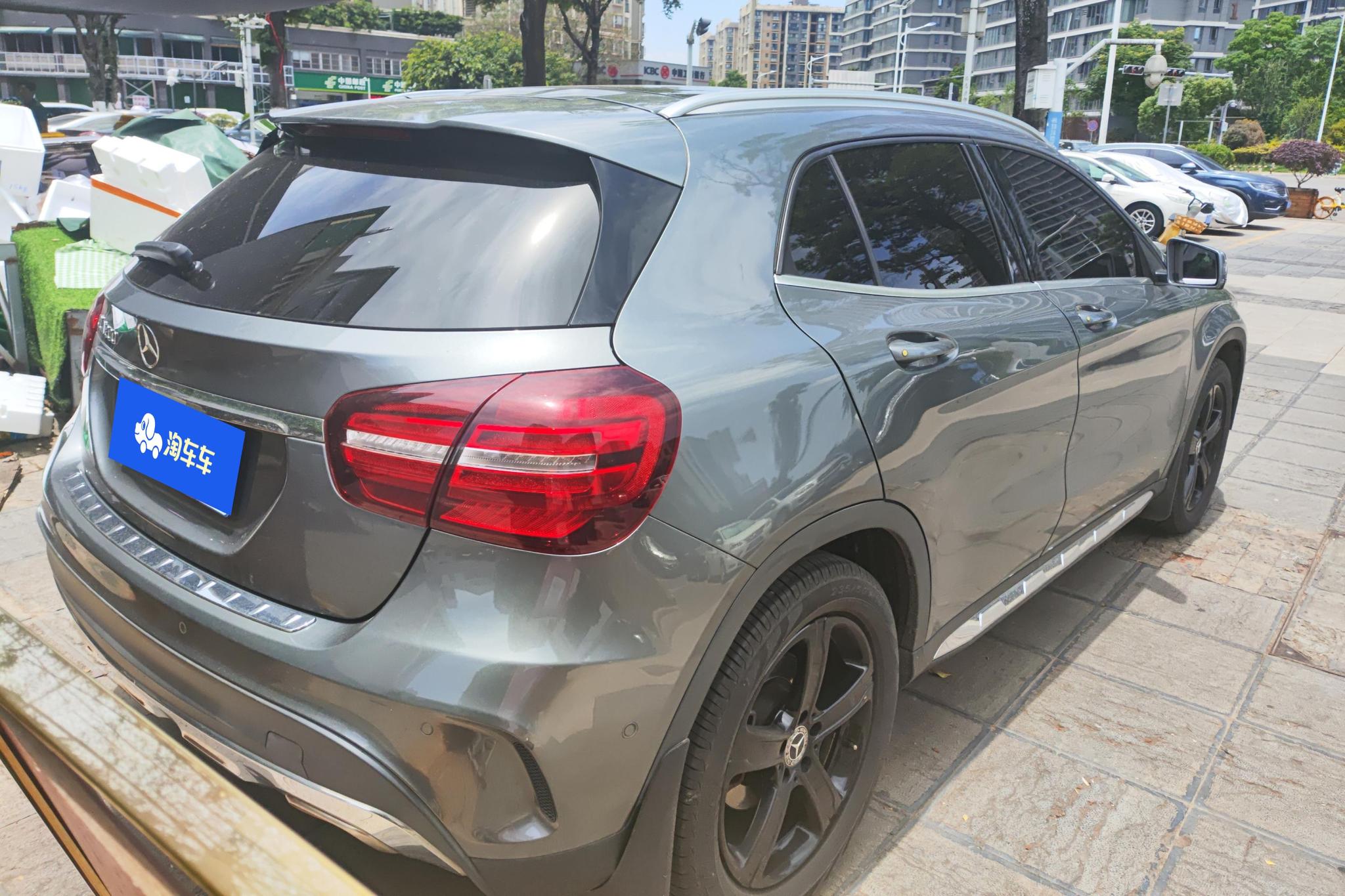 Mercedes-Benz GLA 2019 GLA 200 Fashion