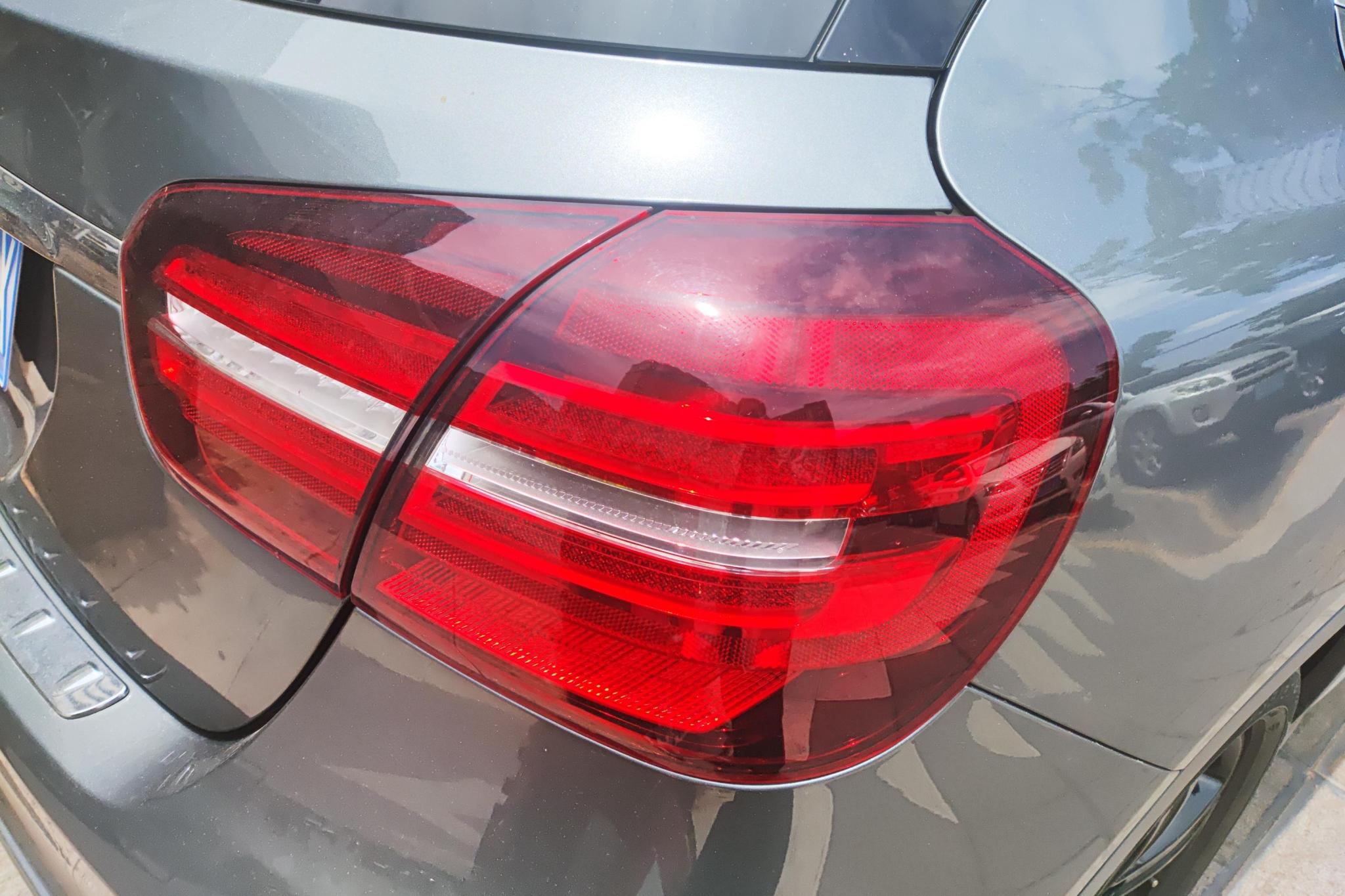 Mercedes-Benz GLA 2019 GLA 200 Fashion