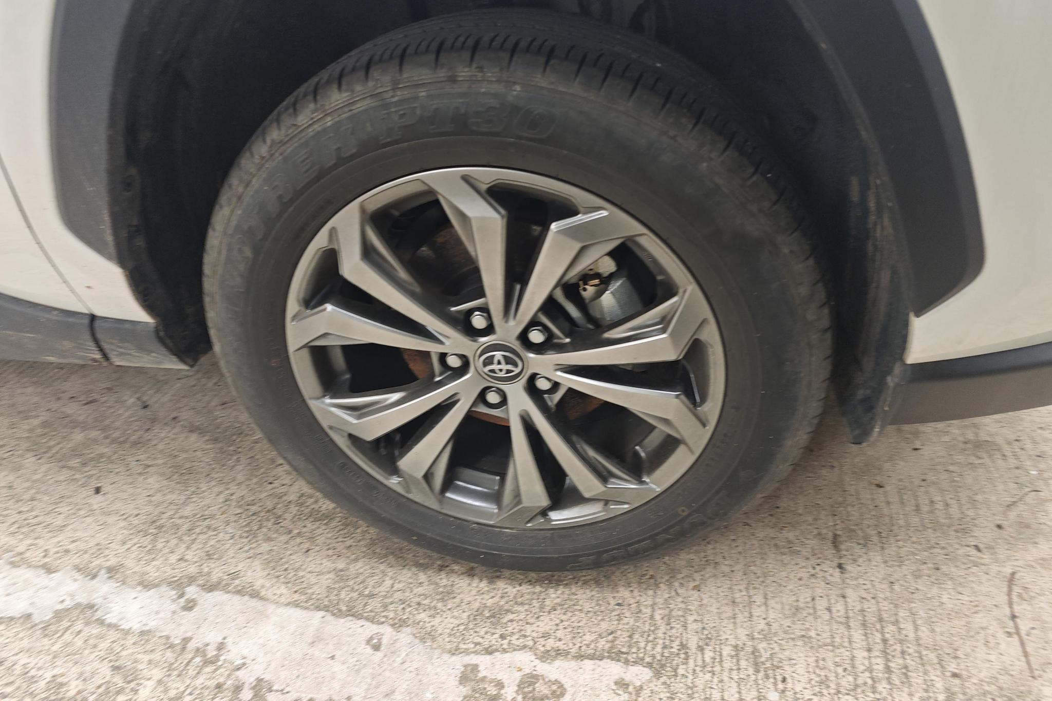 Toyota RAV4 2023 2.0L CVT PLUS