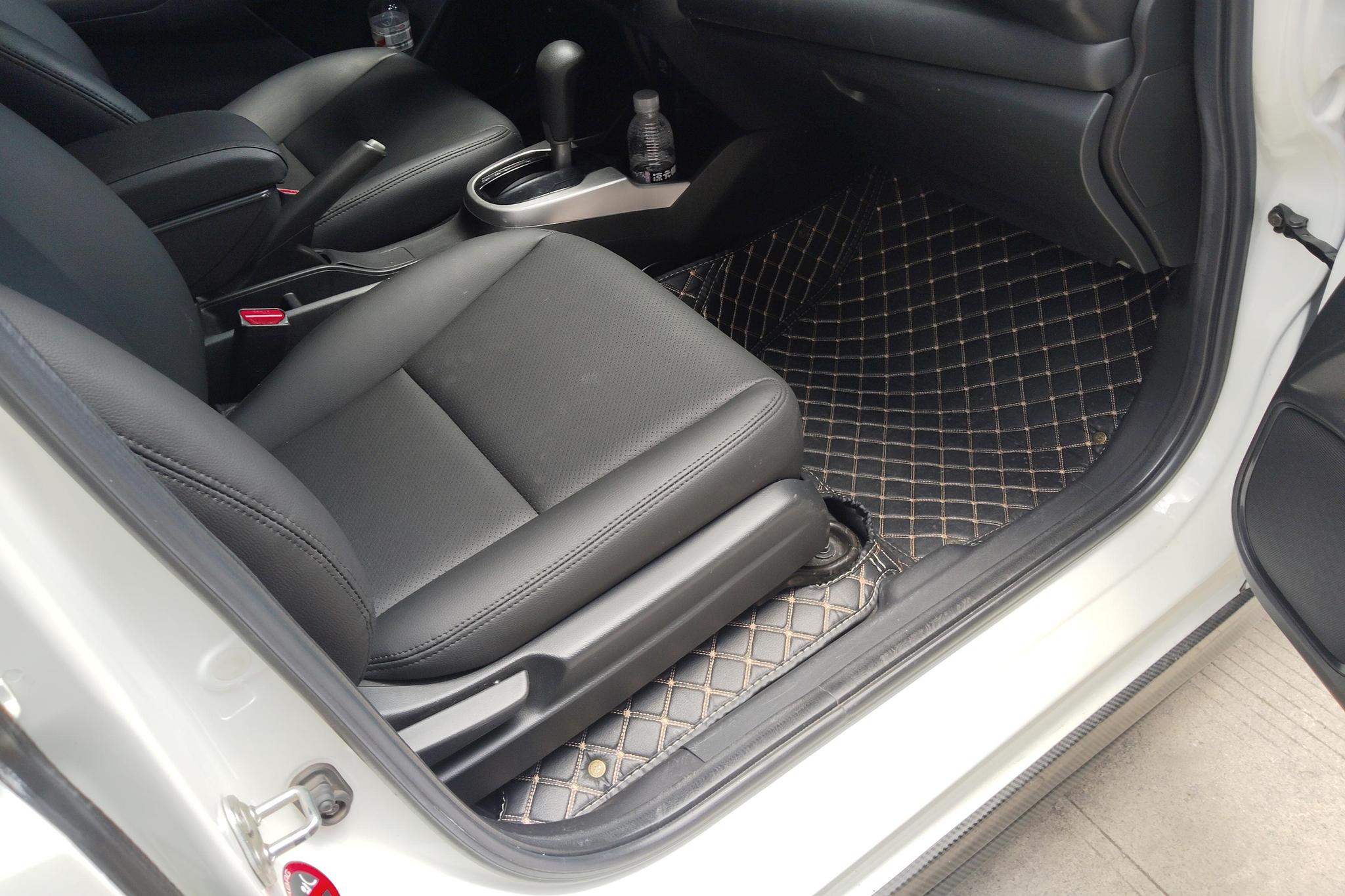 Honda Fit 2014 1.5L SE CVT Fashion
