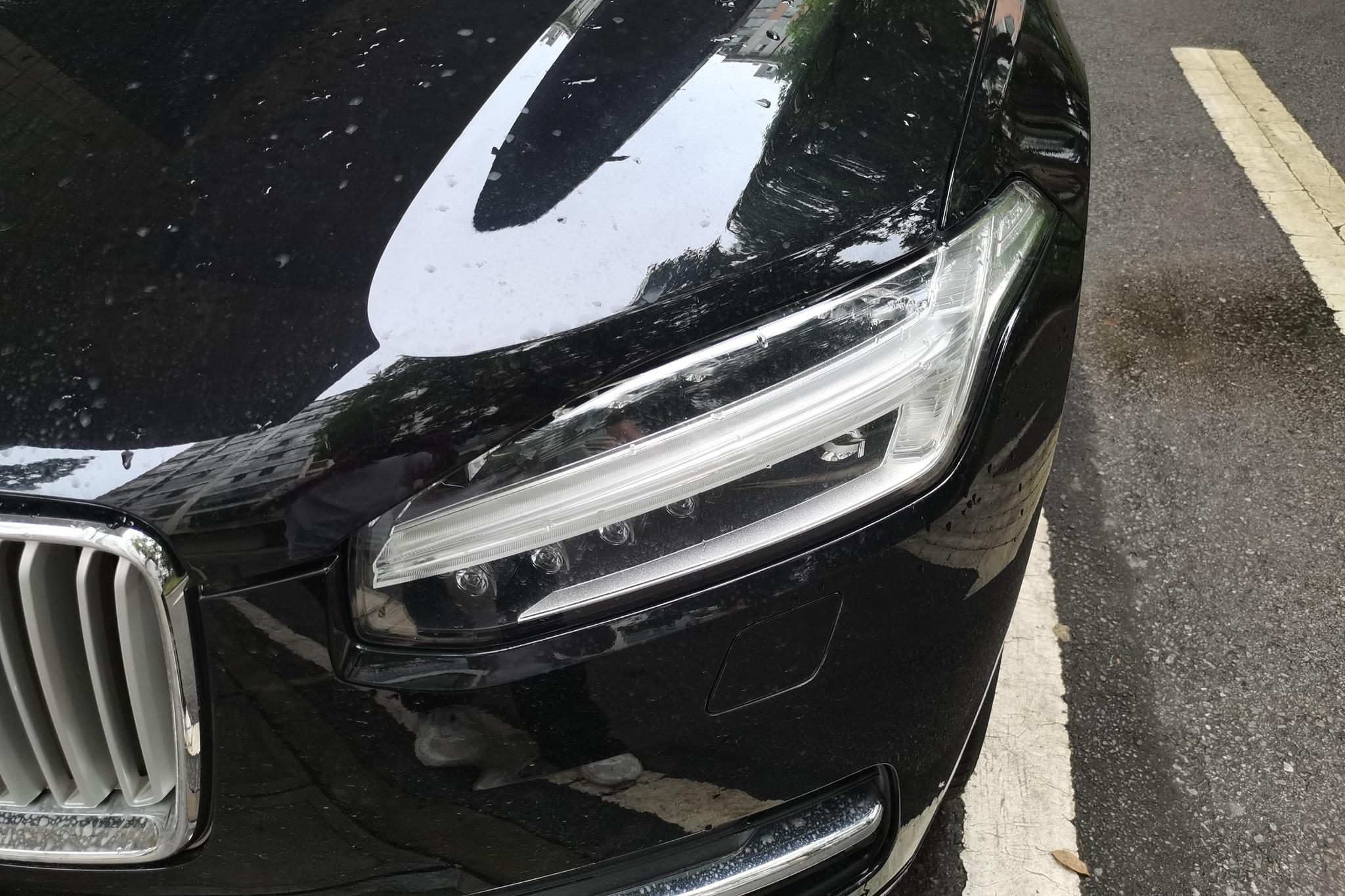 Volvo XC90 2015 T6 7 мест