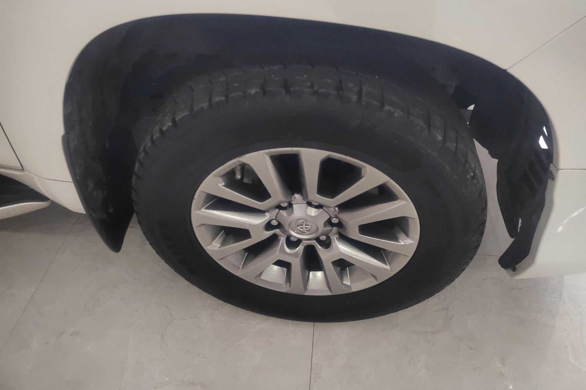 Toyota Land Cruiser Prado 2019 3.5L AT TX-L Premium