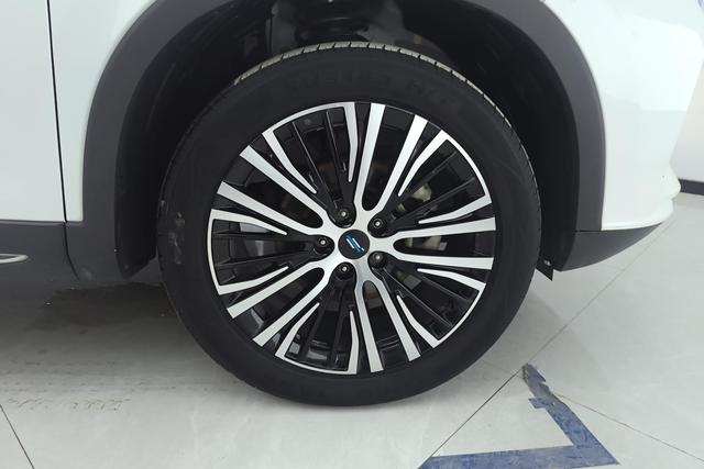 Changan Auchan X7 2020 1.5 T ATLuxury — фото 9