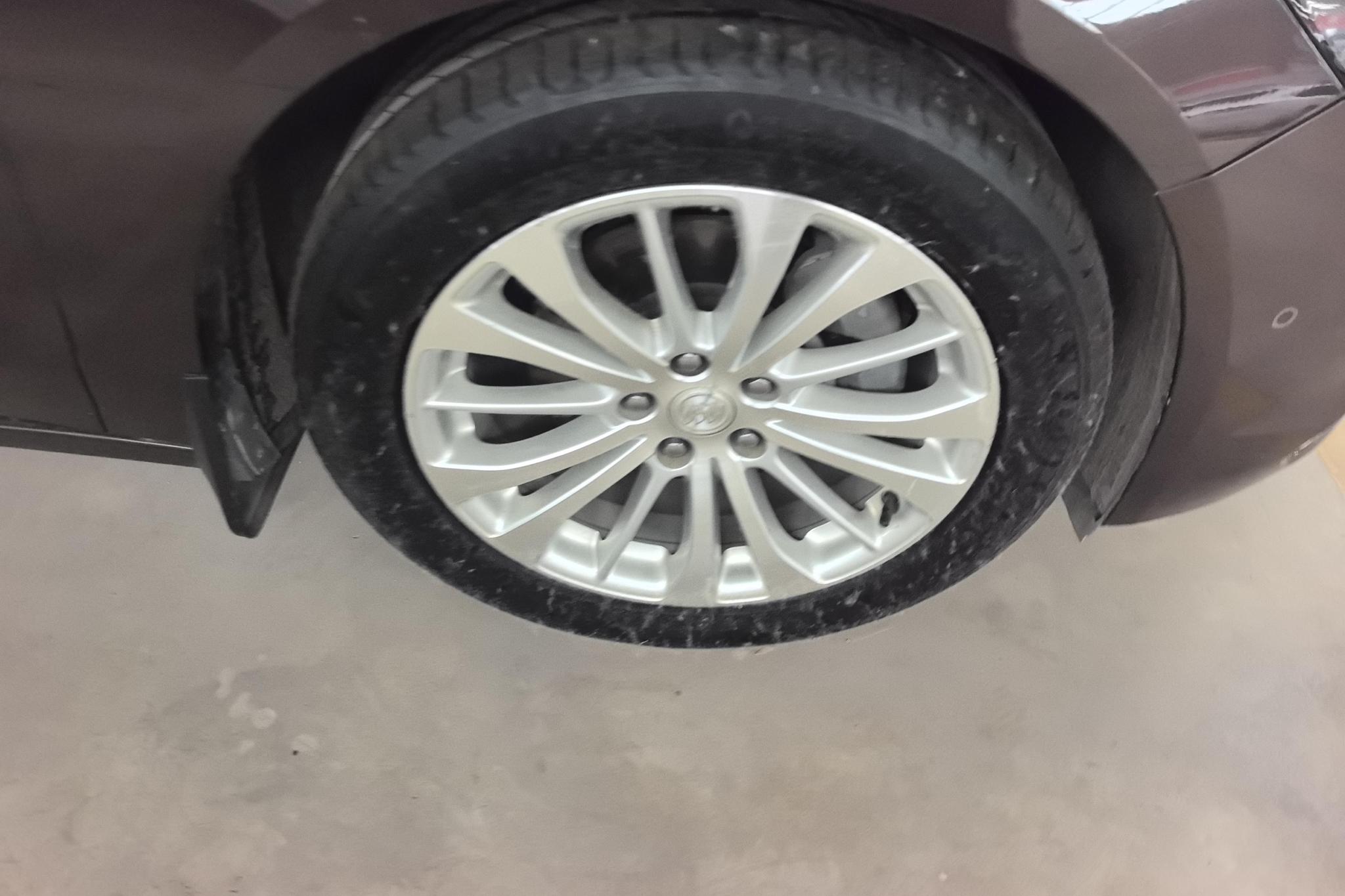 Buick LaCrosse 2018 28T Elite