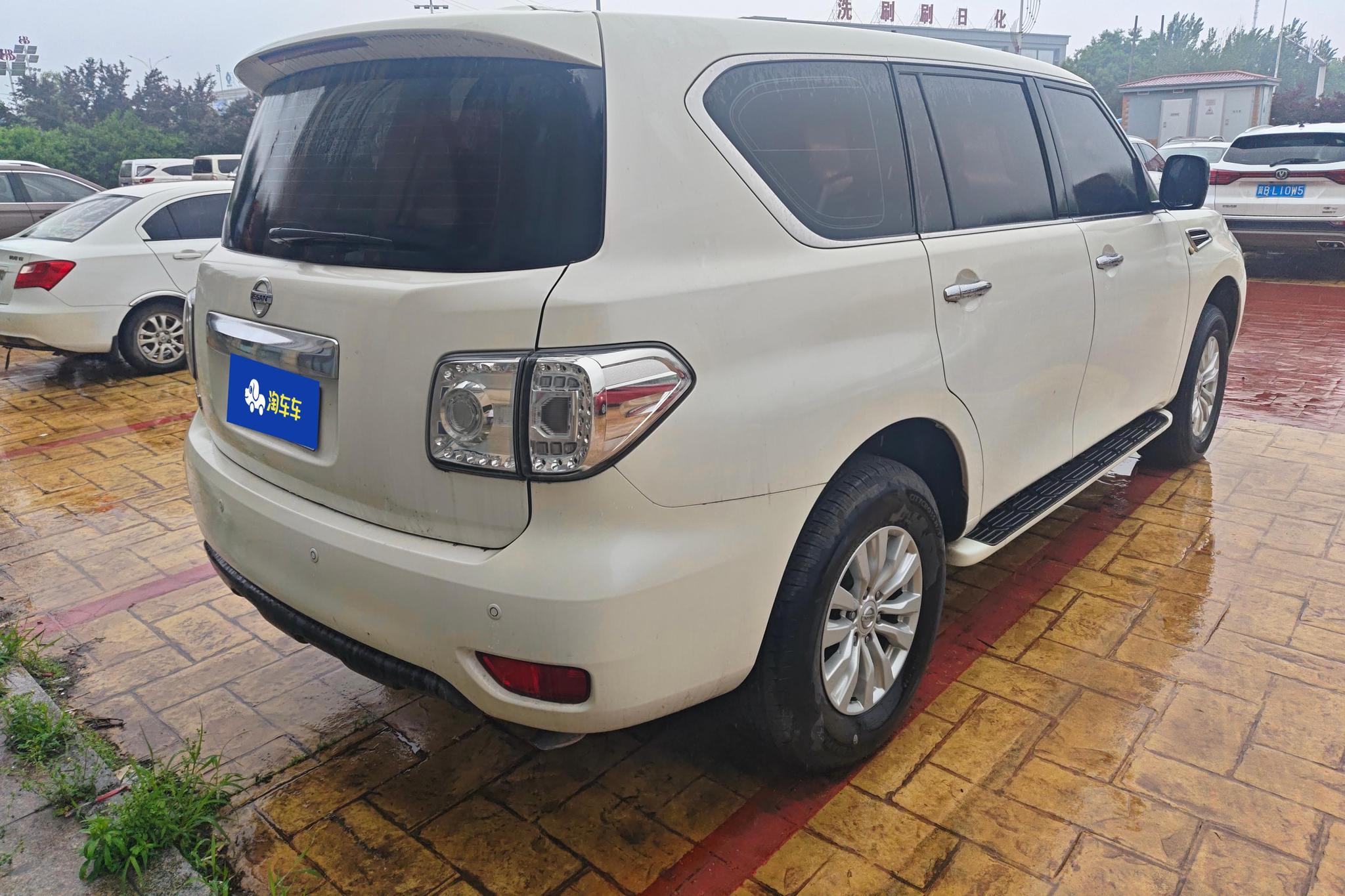 Nissan Patrol 2017 4.0L AT 5 мест
