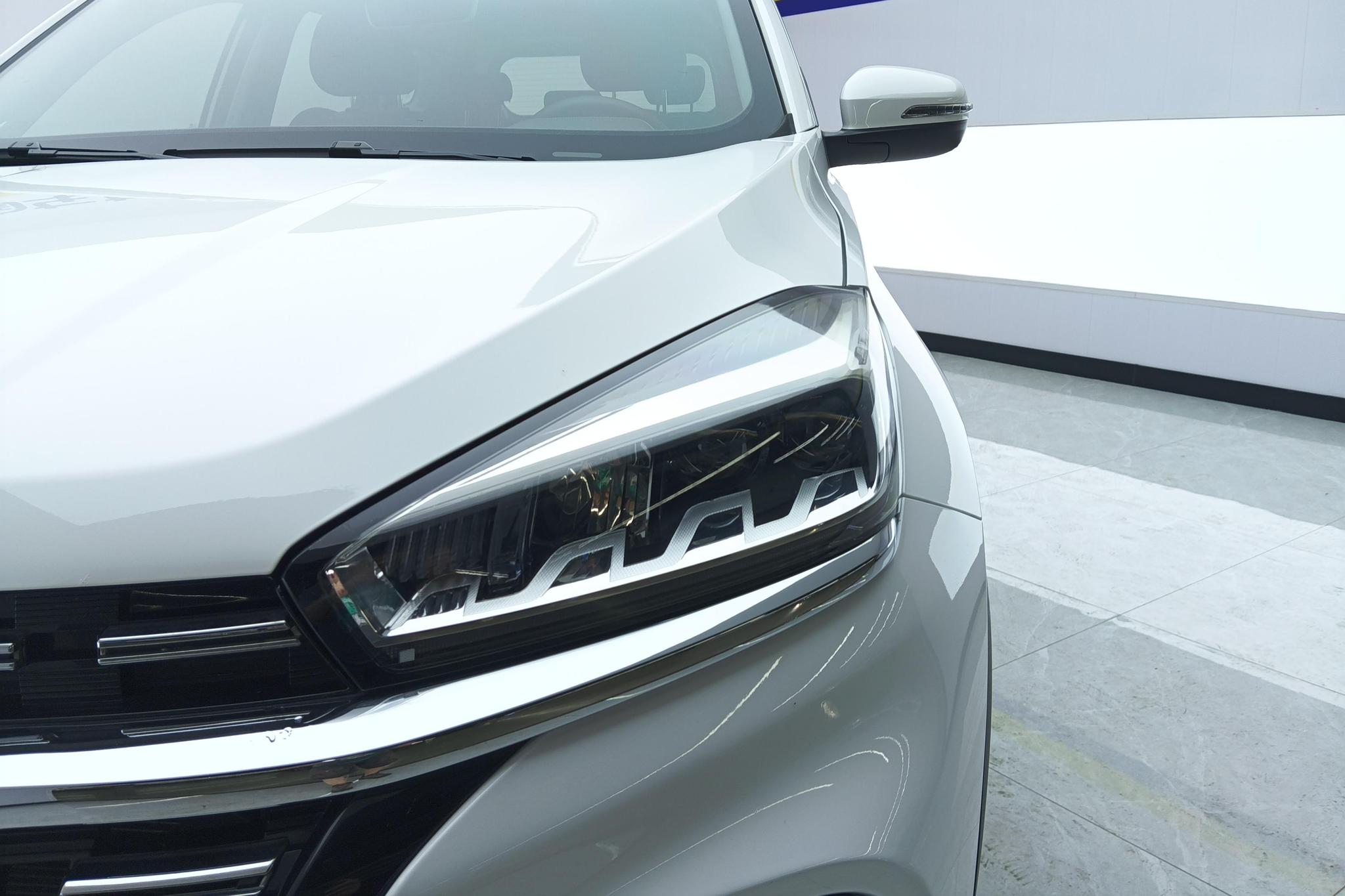 Chery Tiggo 8 8 2019 1.6TGDI AT Luxury