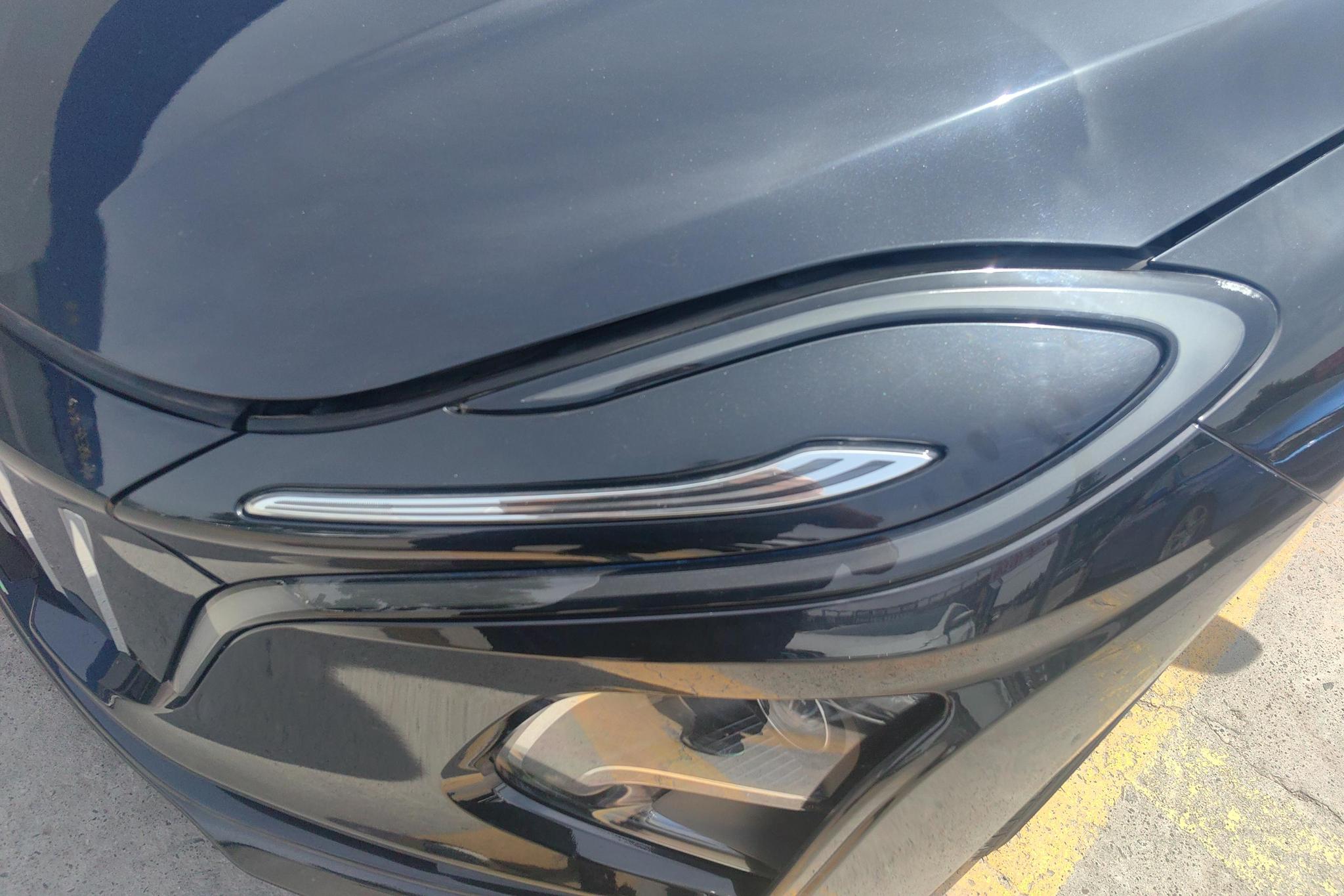 Hongqi E-QM5 2022 431km 5 мест