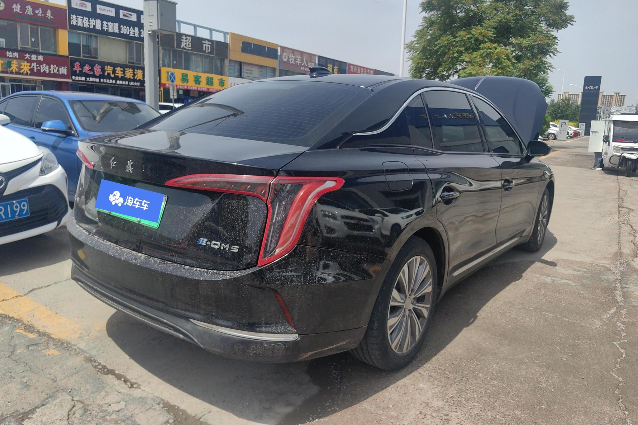 Hongqi E-QM5 2022 431km 5 мест