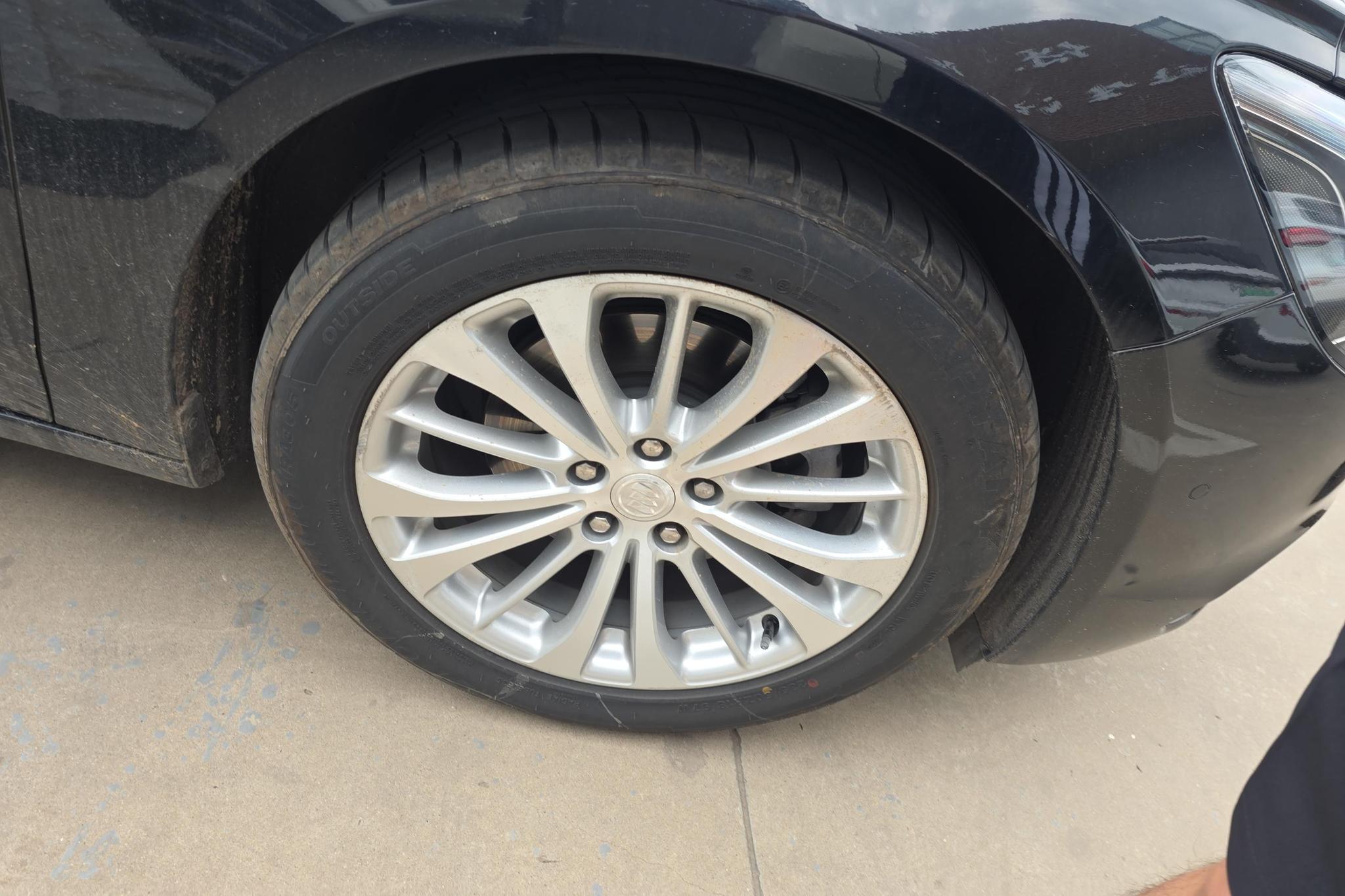 Buick LaCrosse 2018 28T Elite