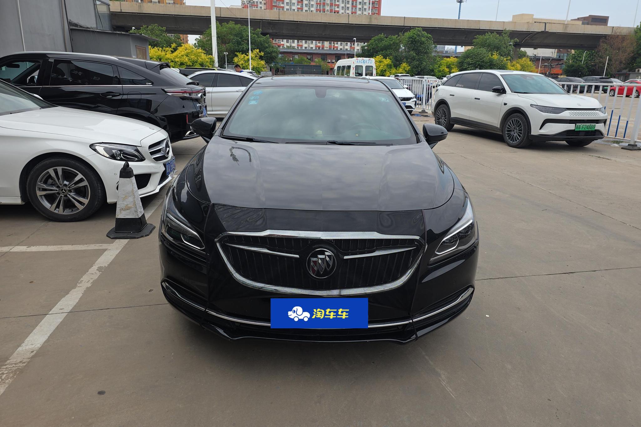 Buick LaCrosse 2018 28T Elite