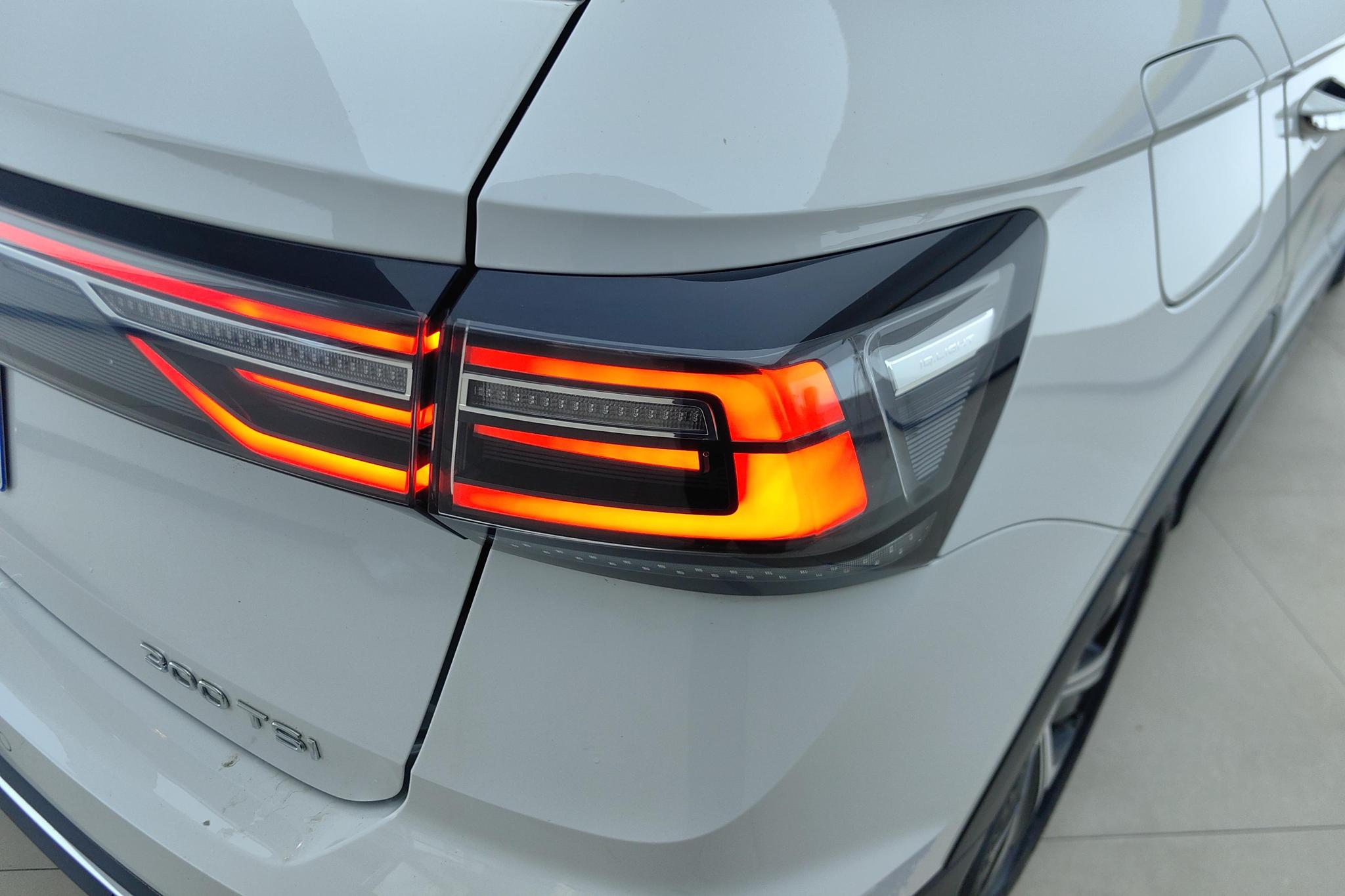 Volkswagen Tharu 2023 300TSI