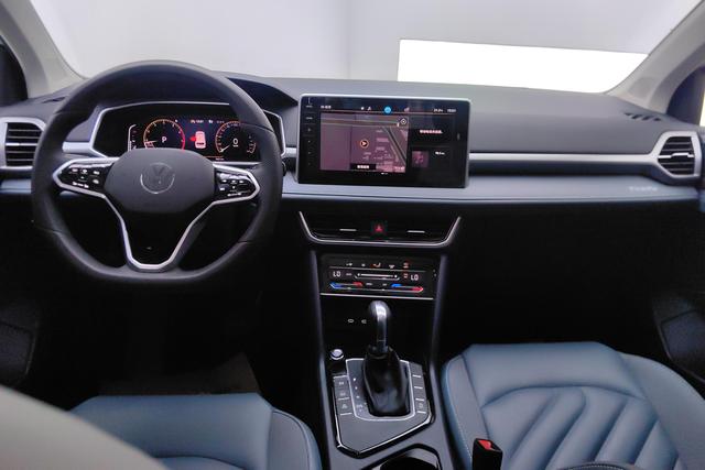 Volkswagen Tharu 2023 300 TSI 2 WD — фото 12
