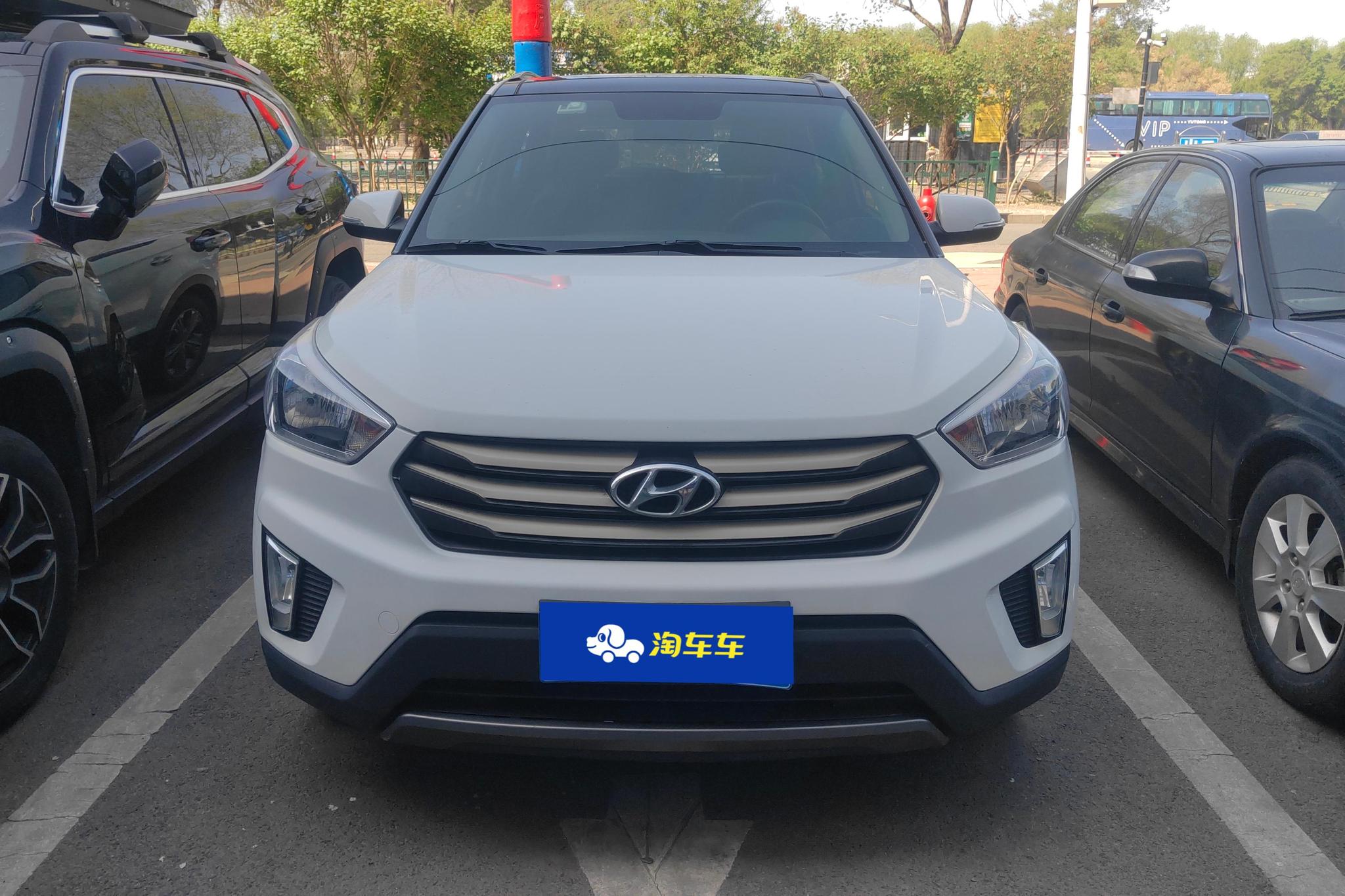 Hyundai ix25 2015 1.6L AT GLS