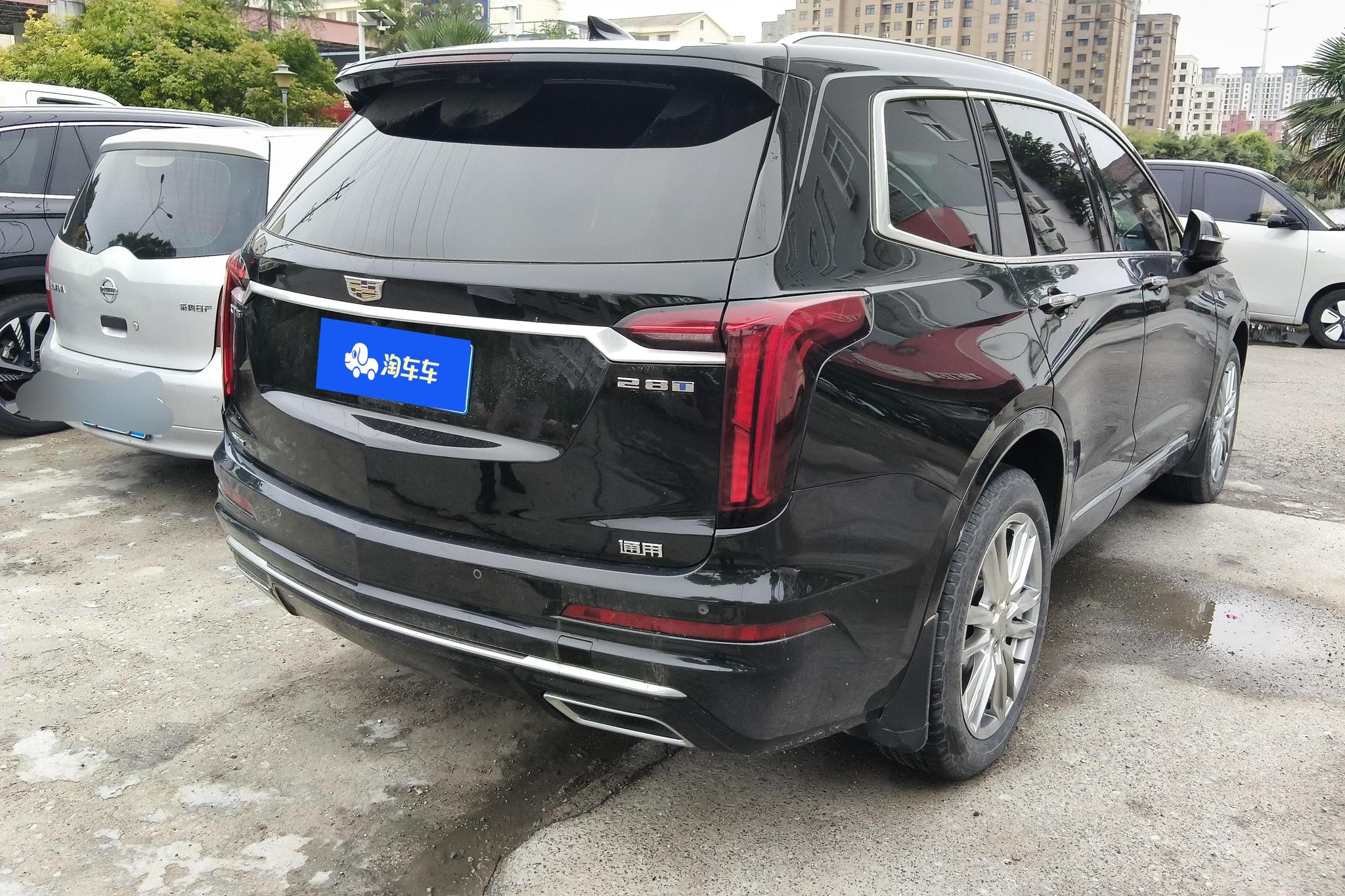 Cadillac XT6 2022 2.0T мест Luxury