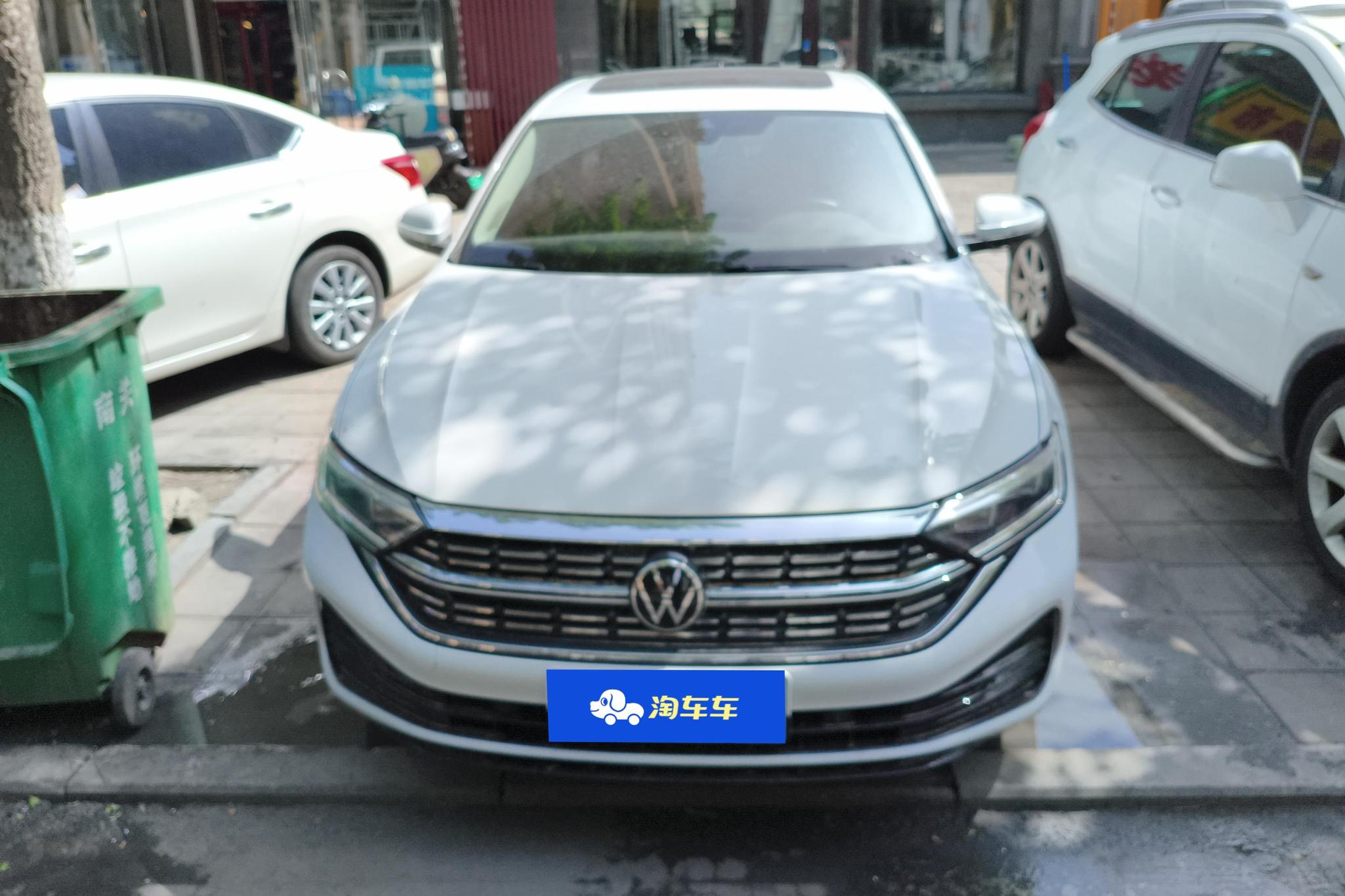 Volkswagen Sagitar 2023 300TSI DSG
