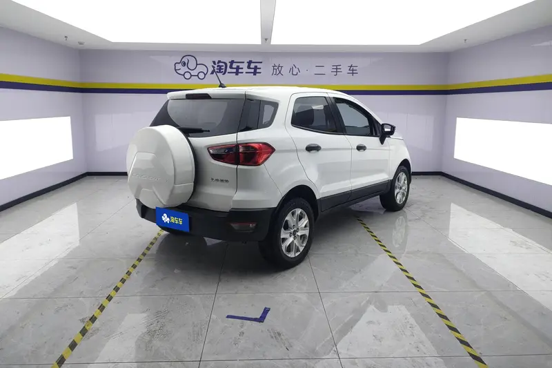 Ford EcoSport — фото 3
