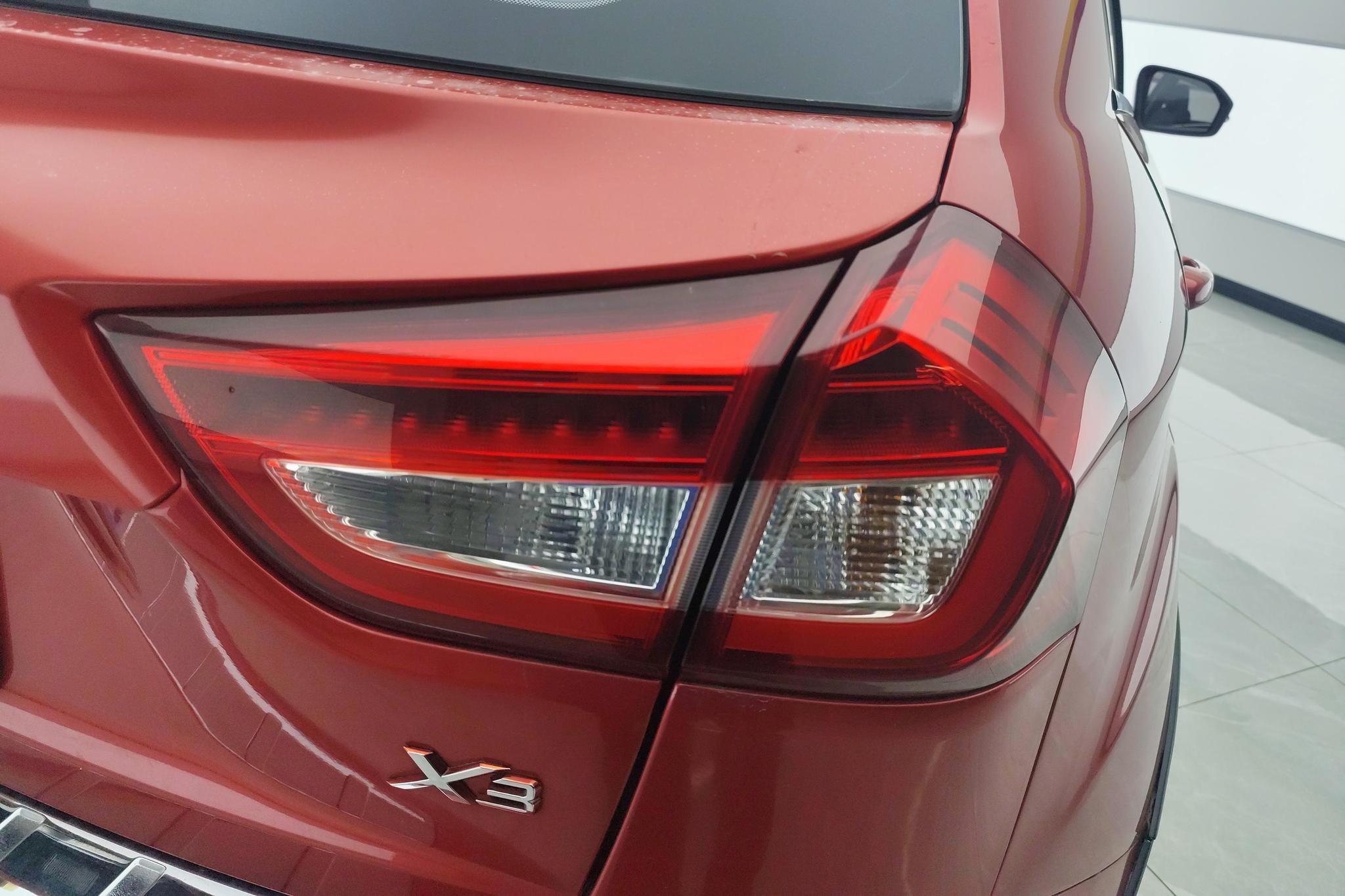 Geely Vision X3 X3 2017 1.5L MT Luxury