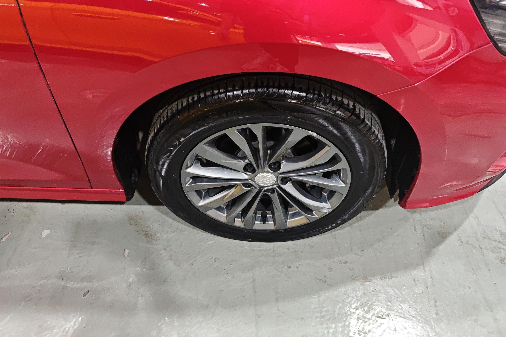 MG 5 2025 180DVVT Luxury
