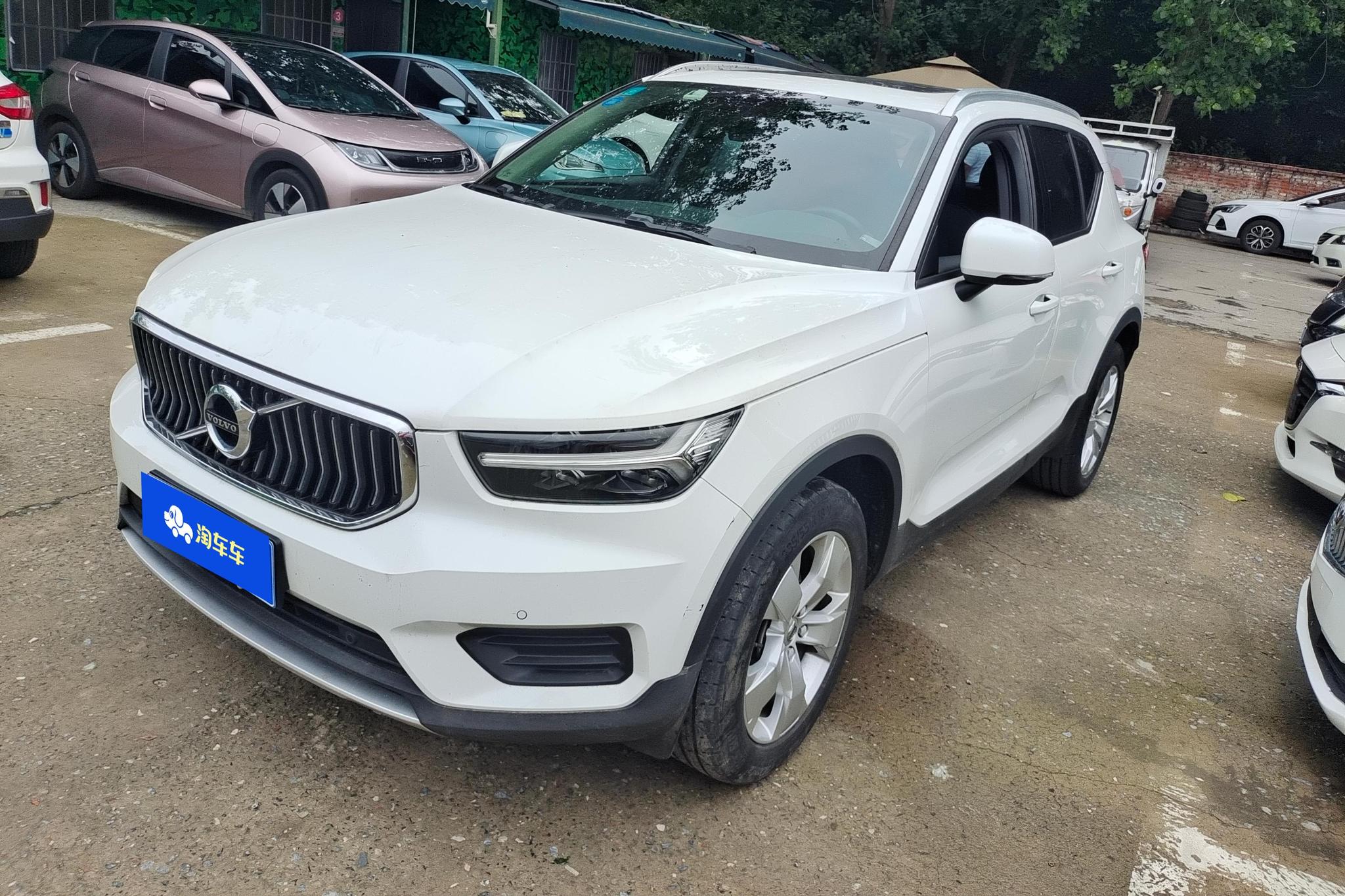 Volvo XC40