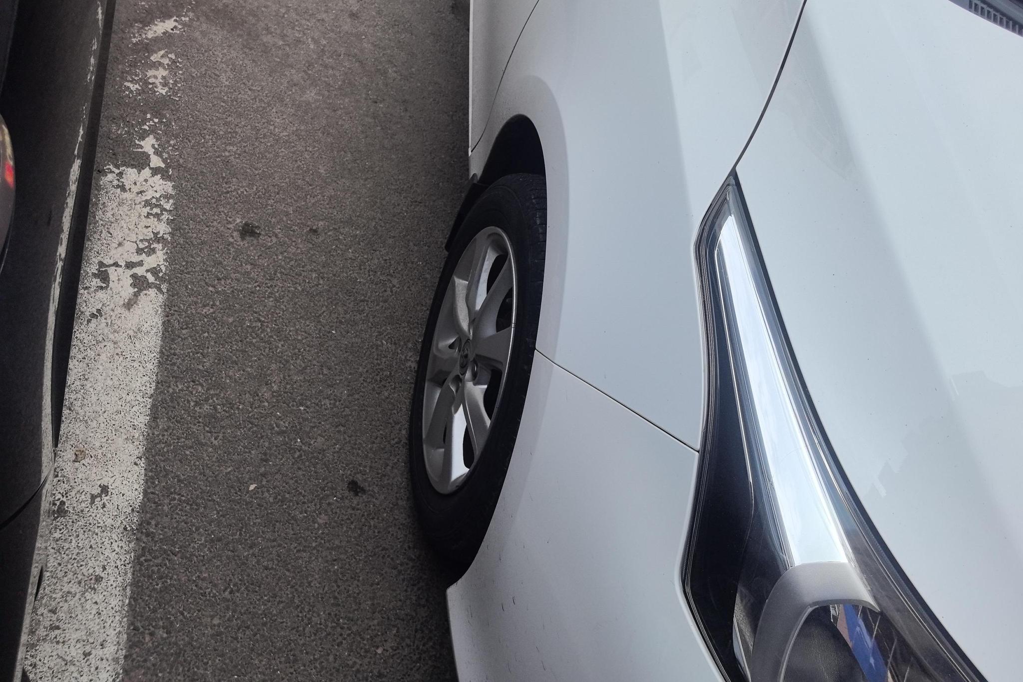Toyota Yaris L Zhixuan YARIS L 2016 1.5E CVT