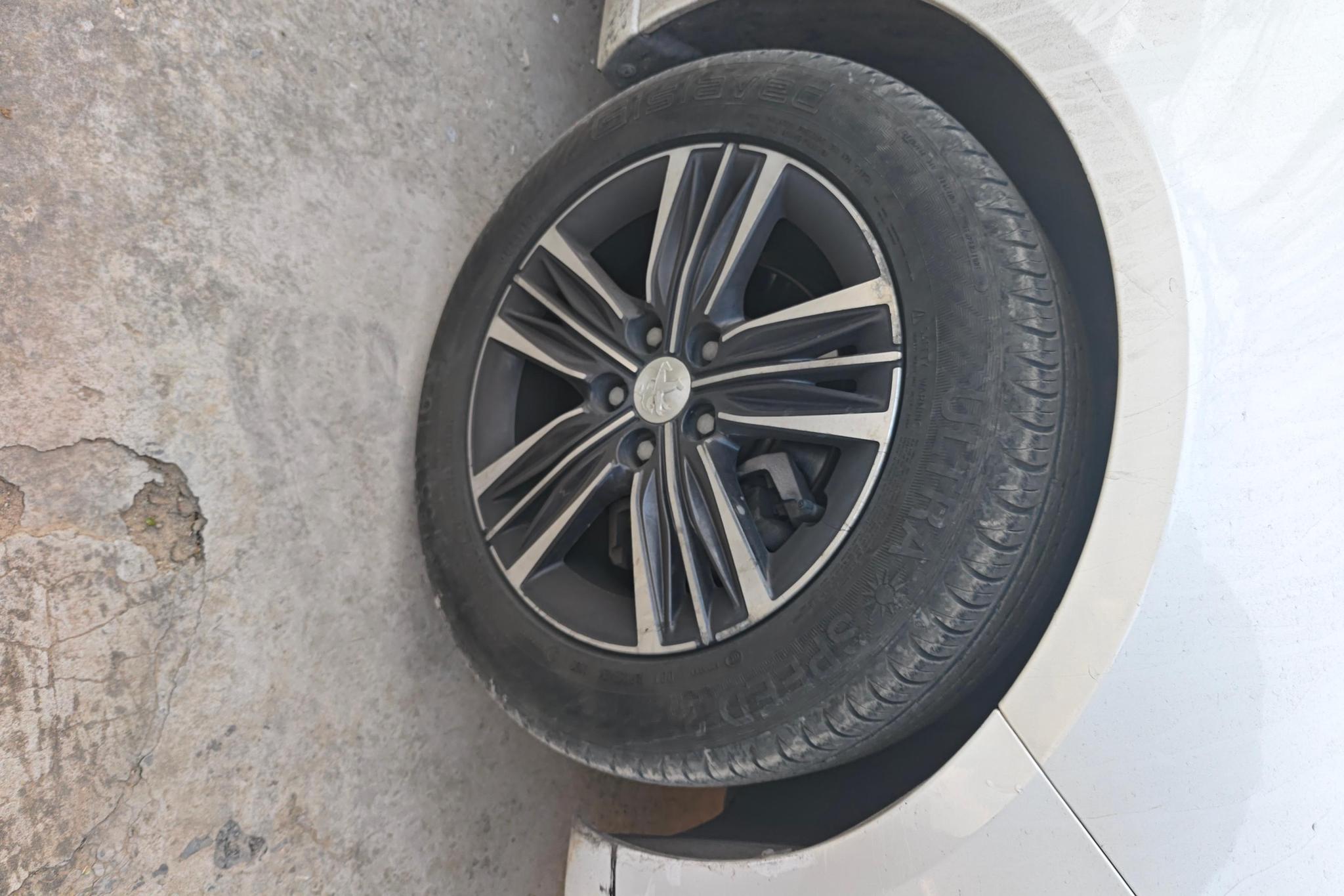 Peugeot 308 2018 1.6L AT Luxury
