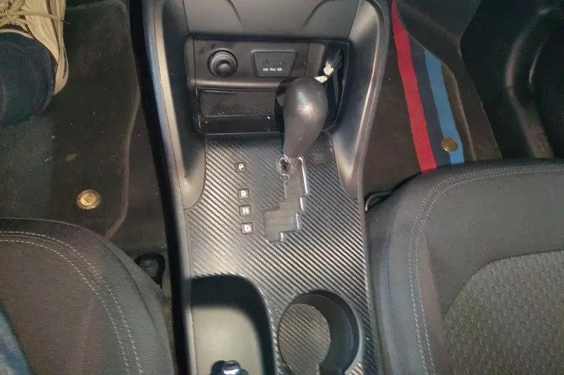 Hyundai ix 35 2.0 L AT 2 WD Comfort IV — фото 10